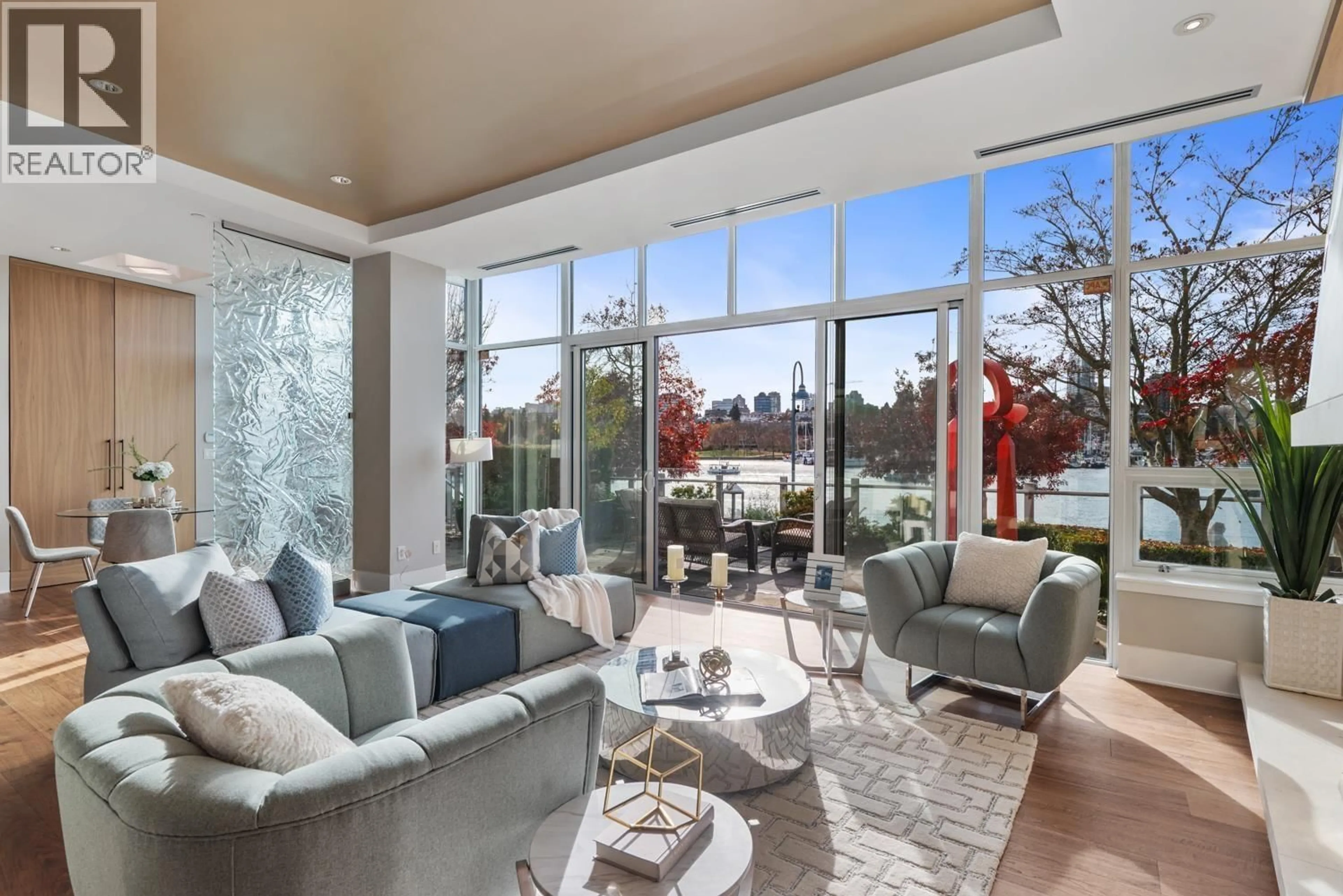 Living room with furniture, unknown for 1576 HOMER MEWS, Vancouver British Columbia V6Z0A6