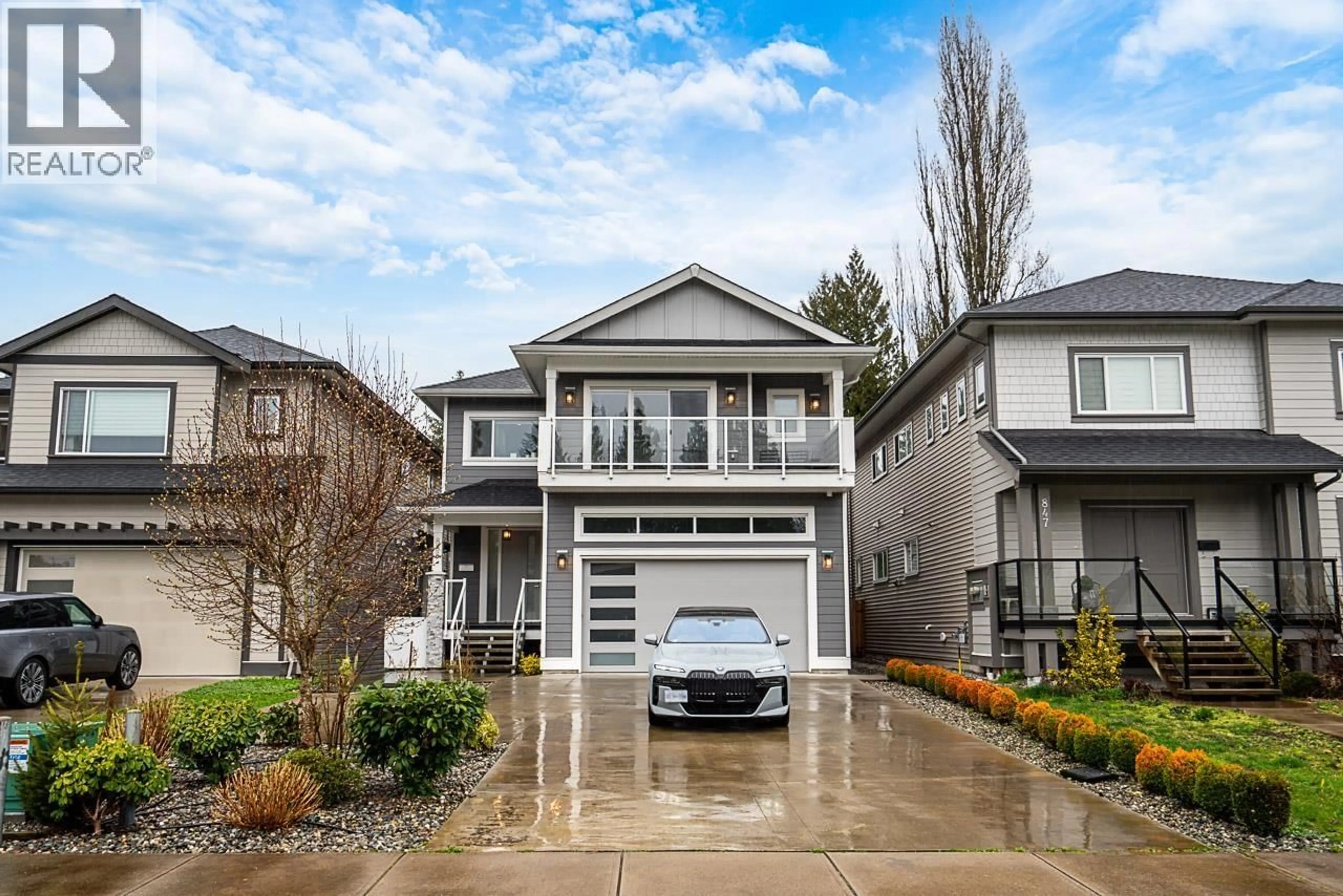 Home with vinyl exterior material, street for 855 PATRICIA AVENUE, Port Coquitlam British Columbia V3B0S1