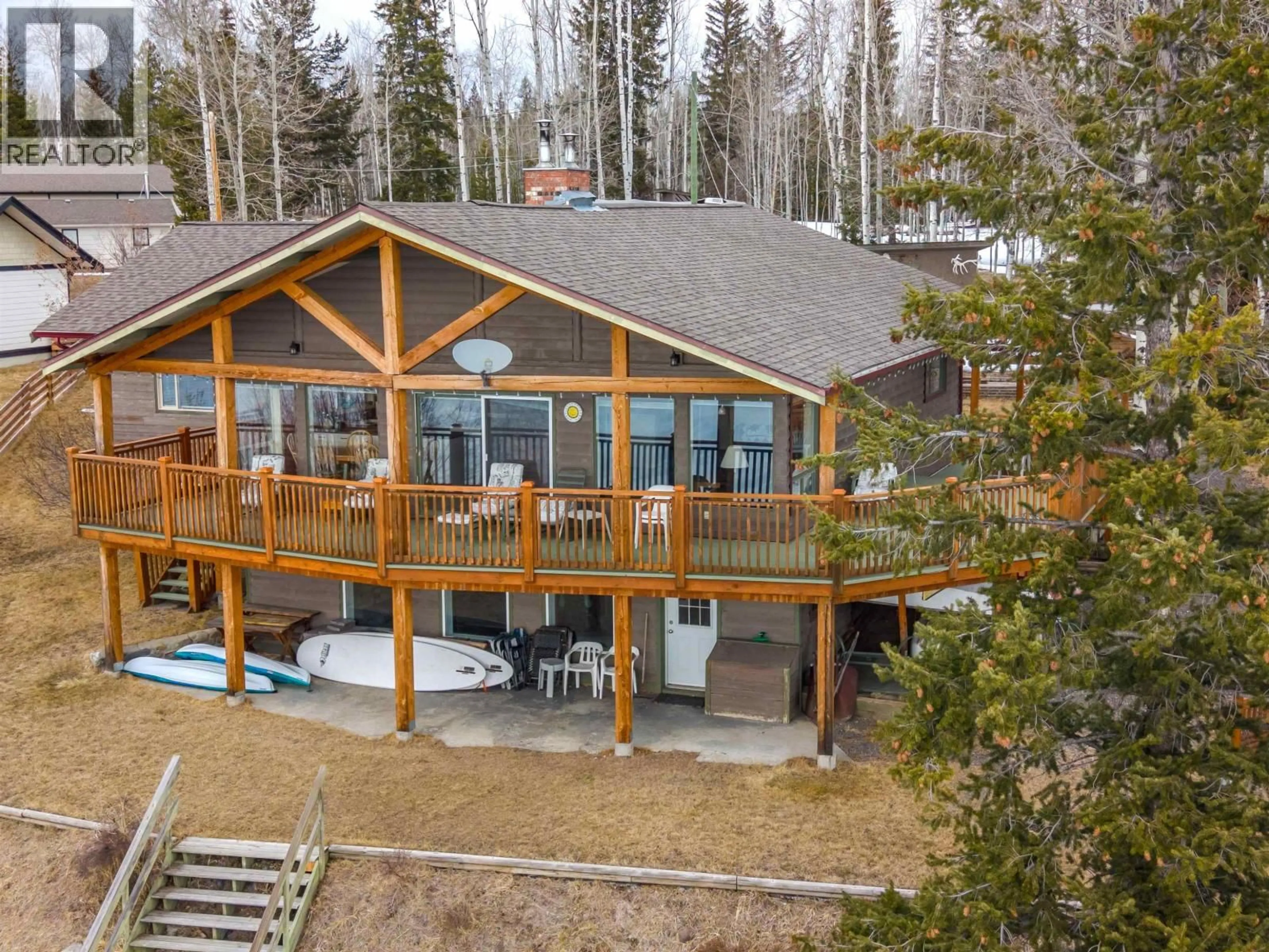 A pic from outside/outdoor area/front of a property/back of a property/a pic from drone, unknown for 6410 FOX CRESCENT, Lone Butte British Columbia V0K2K1