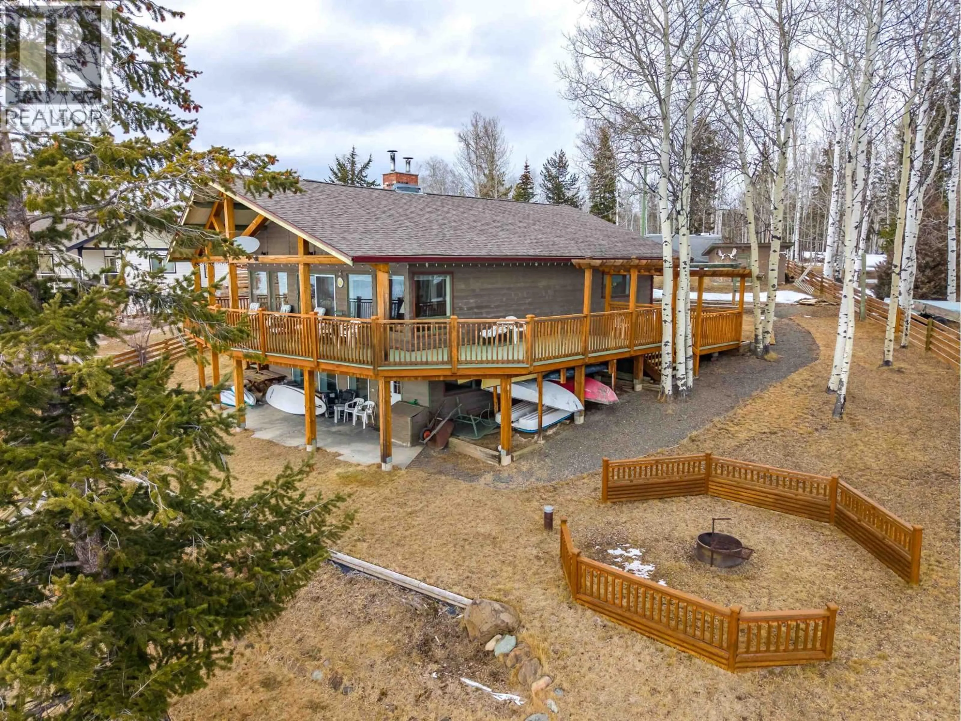 A pic from outside/outdoor area/front of a property/back of a property/a pic from drone, mountain view for 6410 FOX CRESCENT, Lone Butte British Columbia V0K2K1