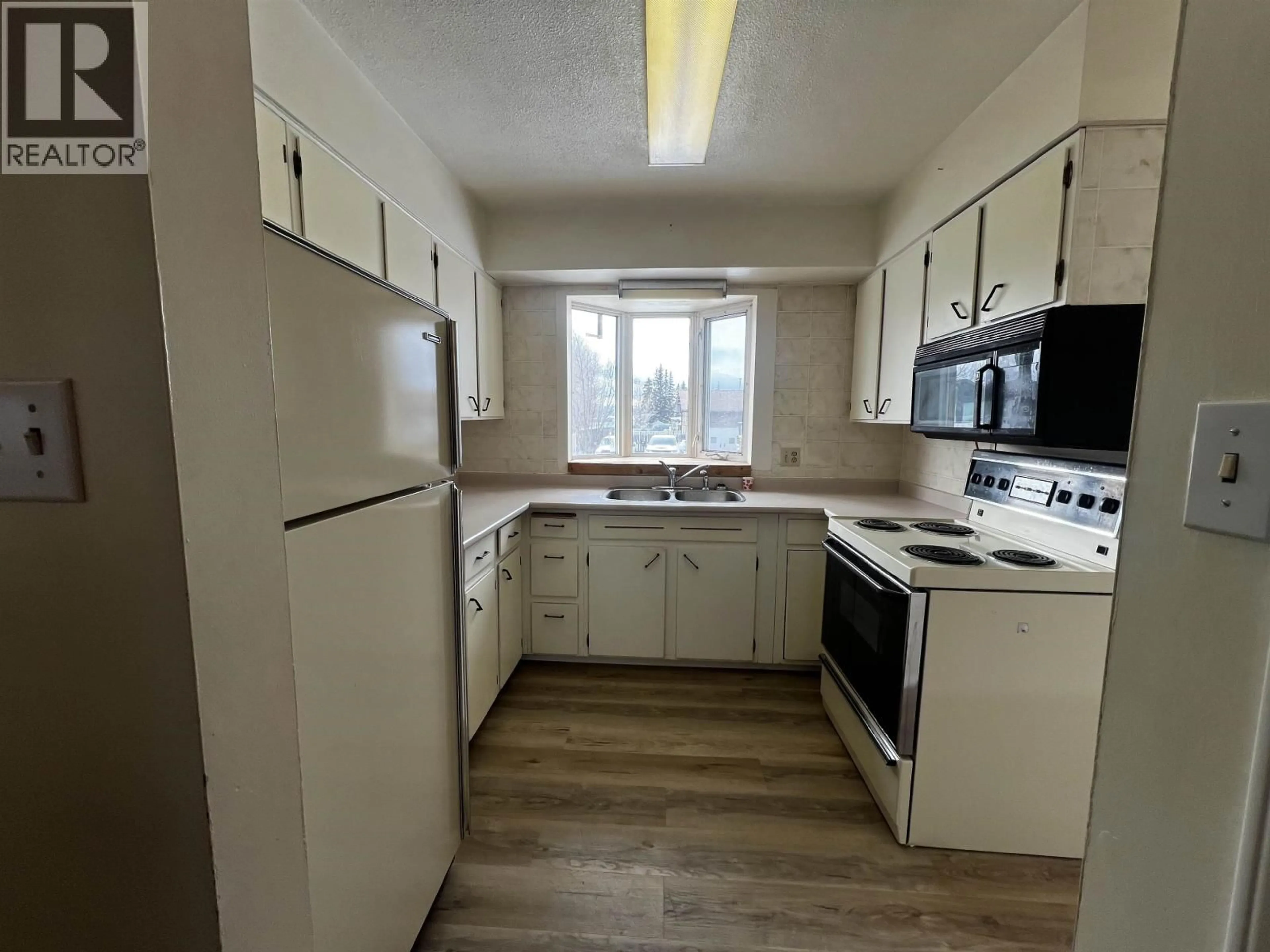 Standard kitchen, unknown for 430 ENDAKO PLACE, Fraser Lake British Columbia V0J1S0