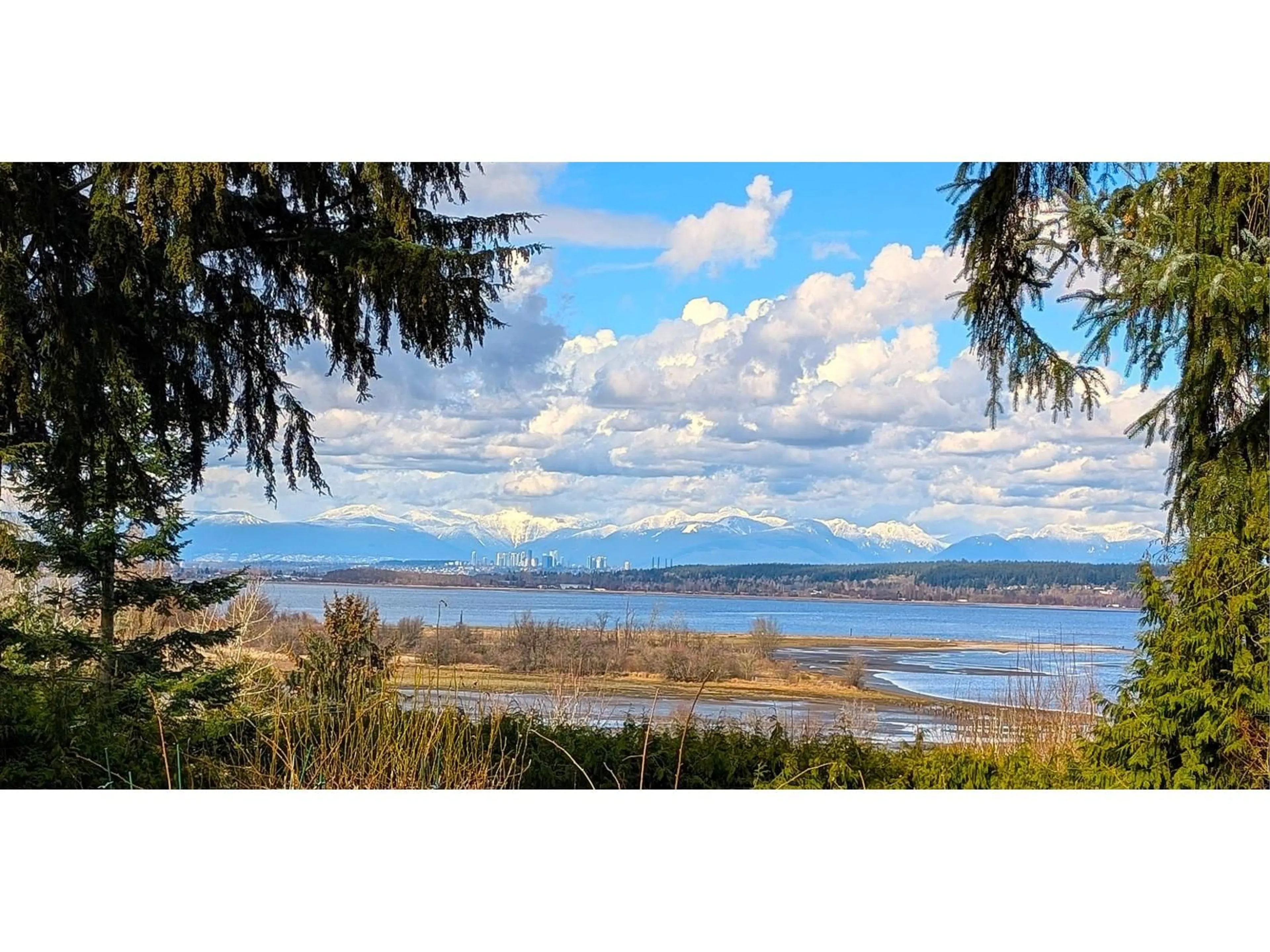 Unknown for 12581 CRESCENT ROAD, Surrey British Columbia V4A2V4