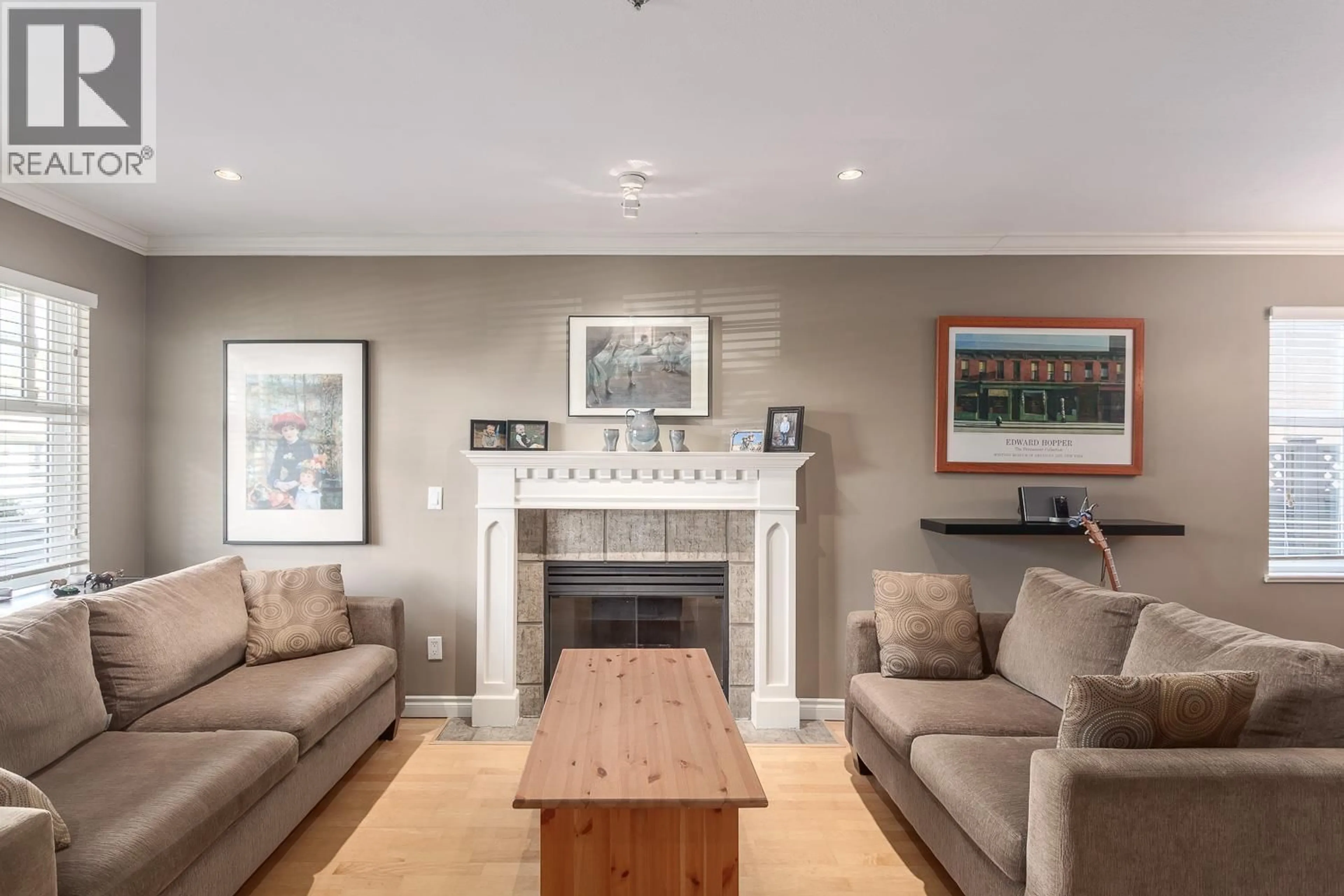 Living room with furniture, unknown for 1732 KITCHENER STREET, Vancouver British Columbia V5L2W3