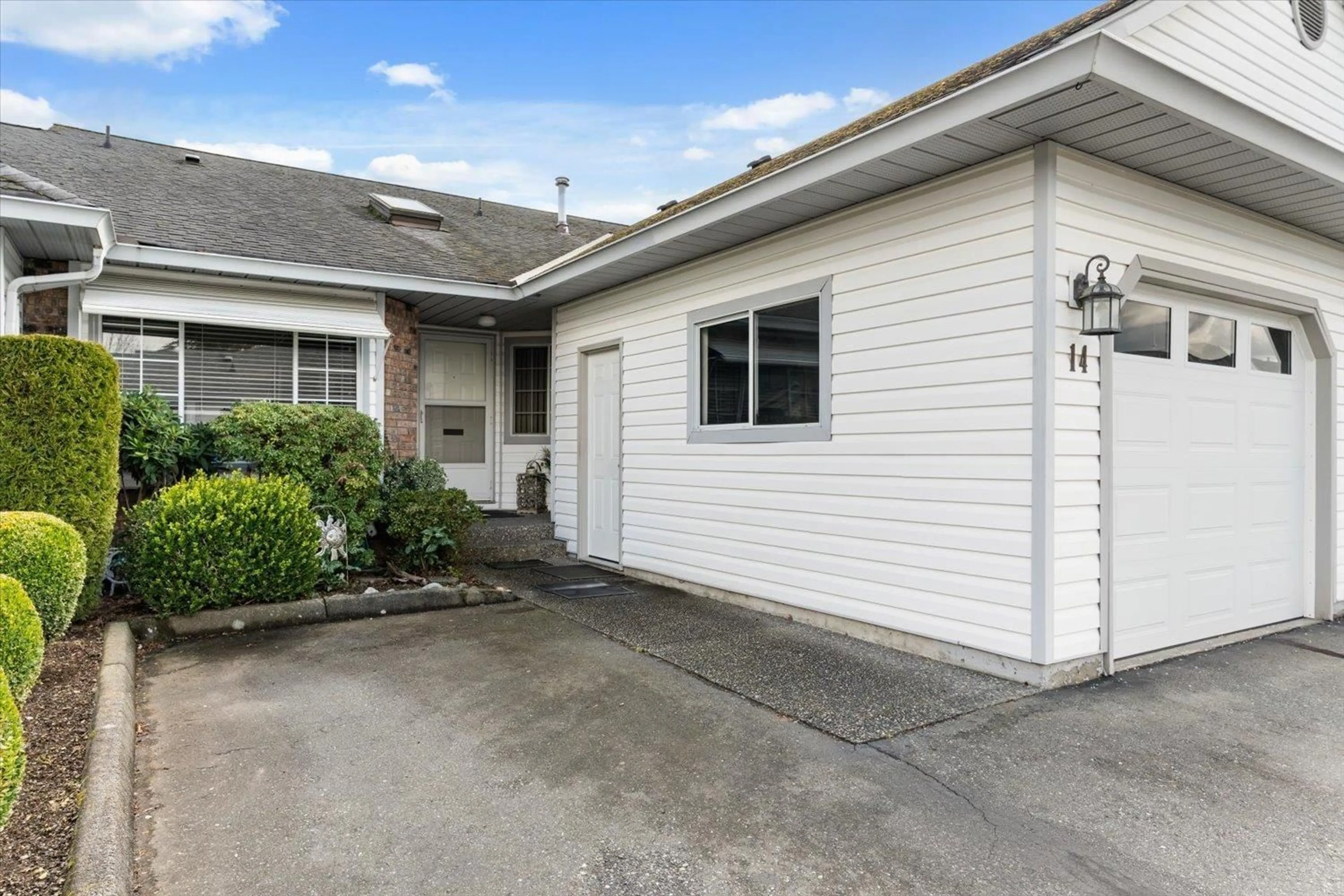 Unknown for 14 - 33922 KING ROAD, Abbotsford British Columbia V2S7N1