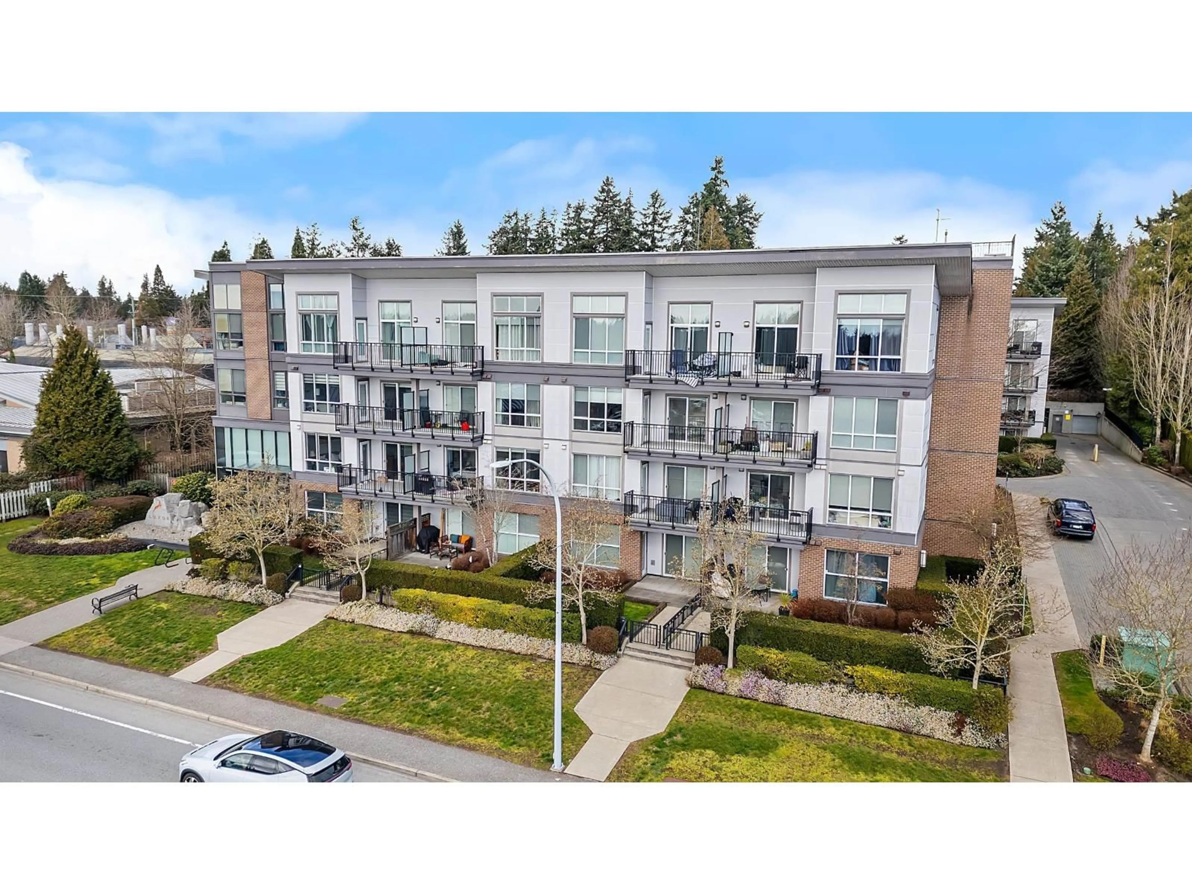 A pic from outside/outdoor area/front of a property/back of a property/a pic from drone, unknown for 426 - 12039 64 AVENUE, Surrey British Columbia V3W0R7