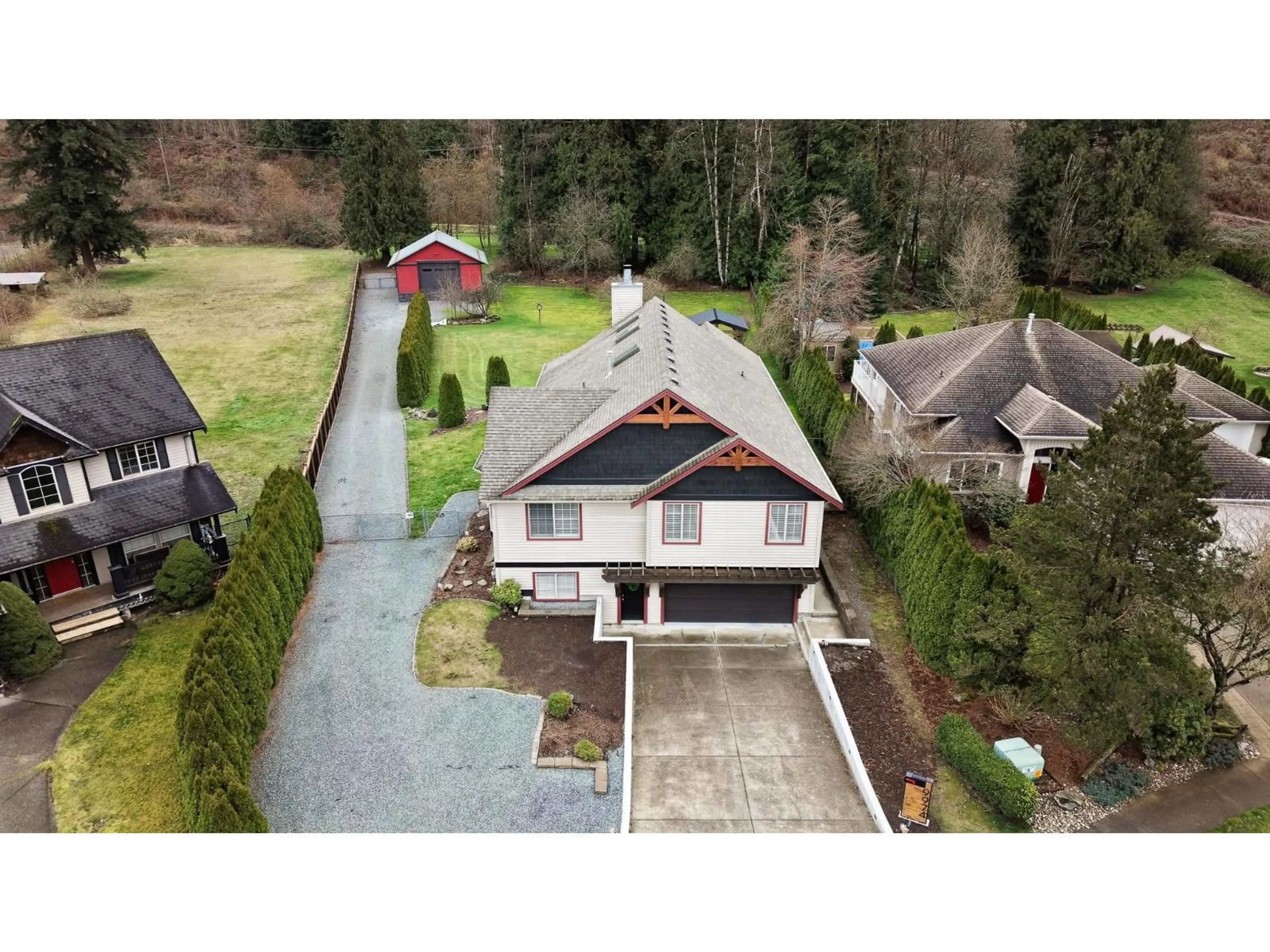 A pic from outside/outdoor area/front of a property/back of a property/a pic from drone, street for 9974 LLANBERIS WAY, Rosedale British Columbia V0X1X1