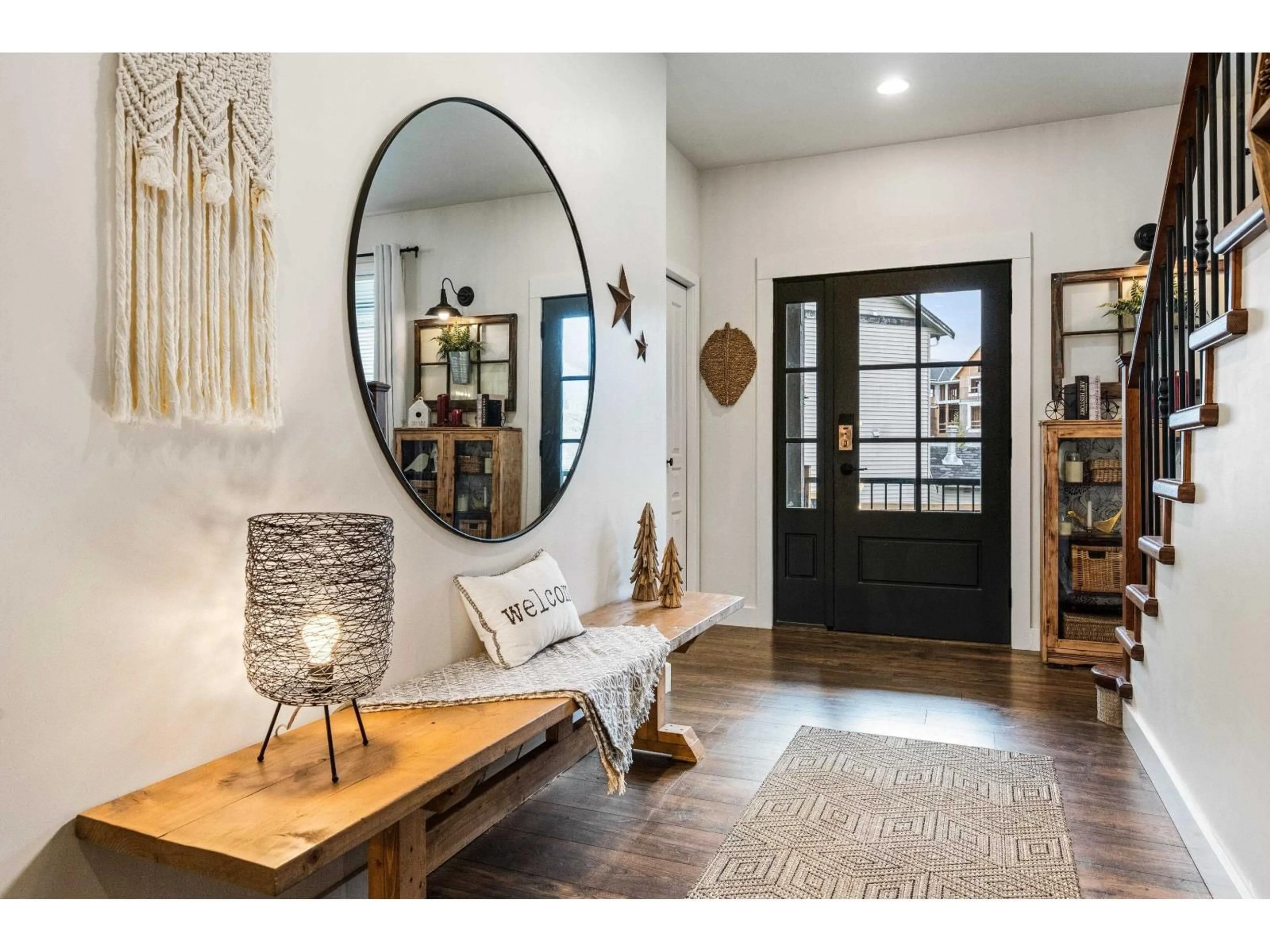 Indoor entryway for 9974 LLANBERIS WAY, Rosedale British Columbia V0X1X1