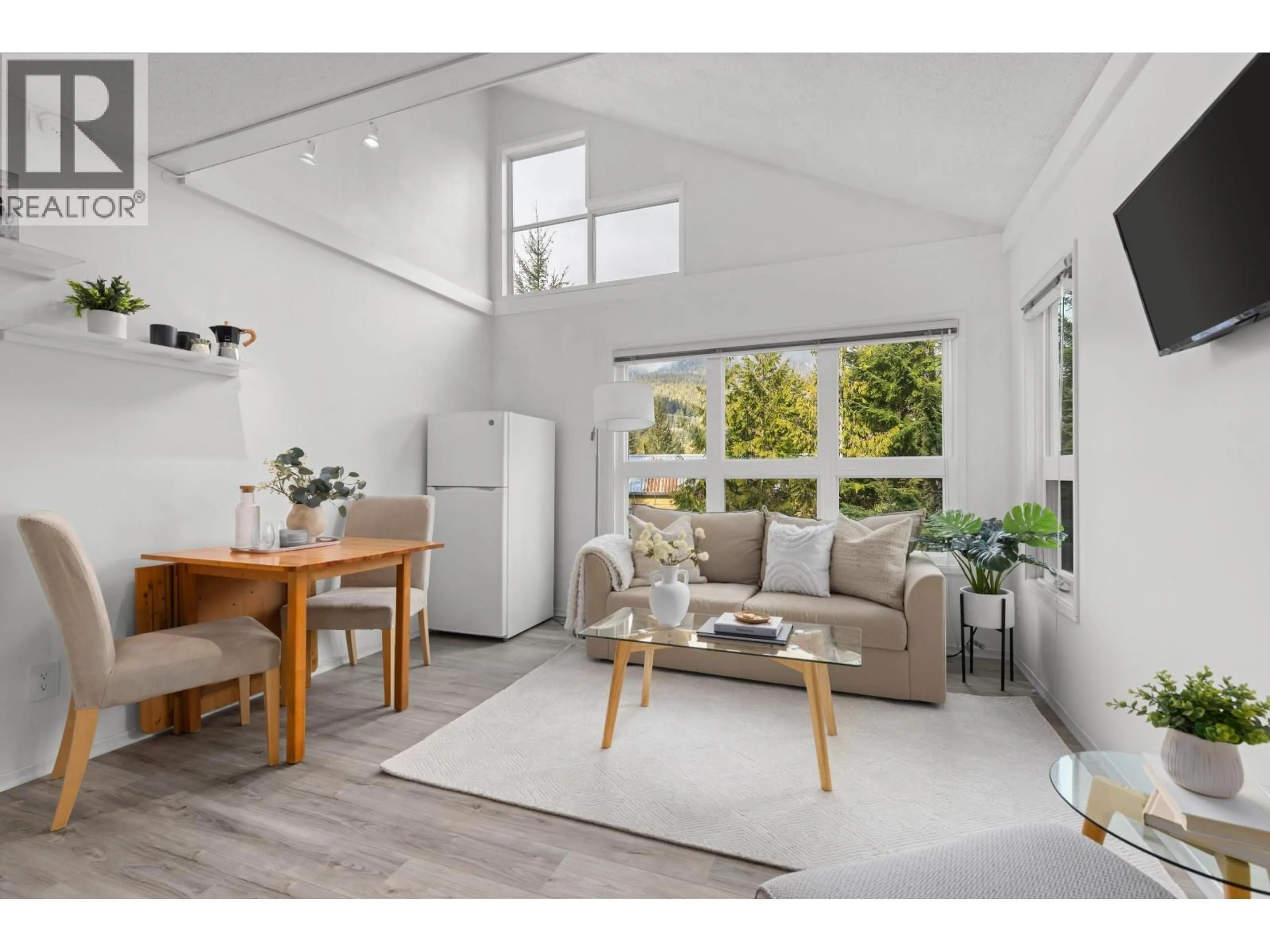 Unknown for 1 - 2166 SARAJEVO DRIVE, Whistler British Columbia V8E0B5