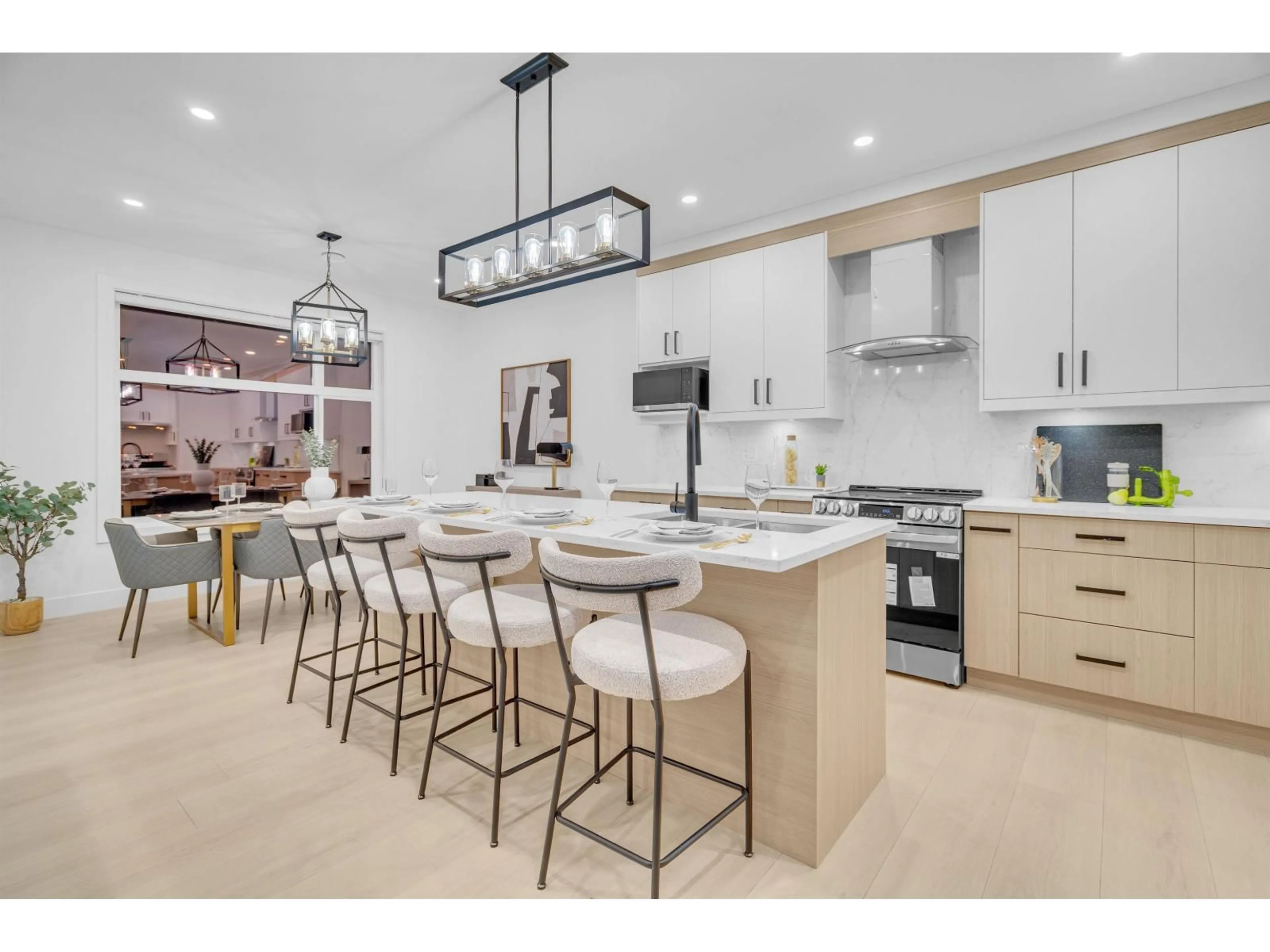 Open concept kitchen, unknown for 7801 116 STREET, Delta British Columbia V4C5T7