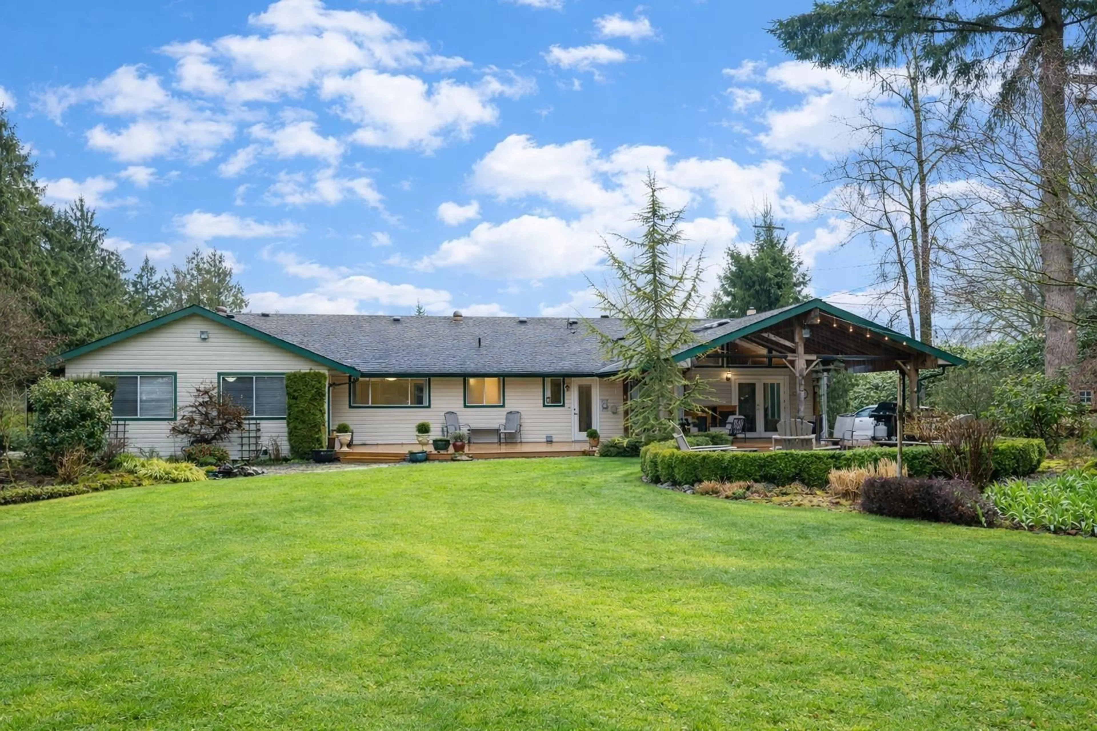 A pic from outside/outdoor area/front of a property/back of a property/a pic from drone, mountain view for 22558 OLD YALE ROAD, Langley British Columbia V2Z2V4