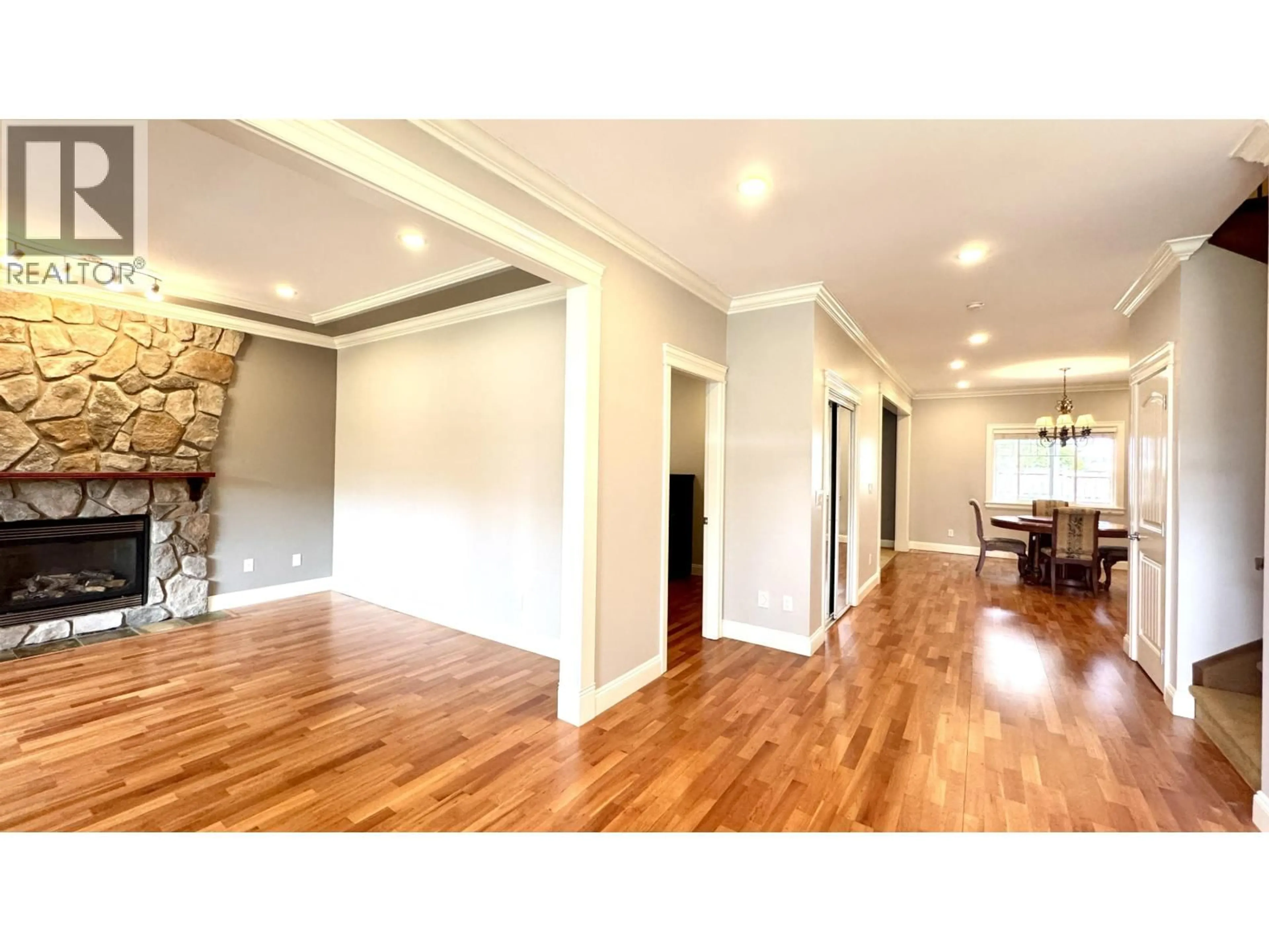 Unknown for 5323 SPETIFORE CRESCENT, Delta British Columbia V4M4H7