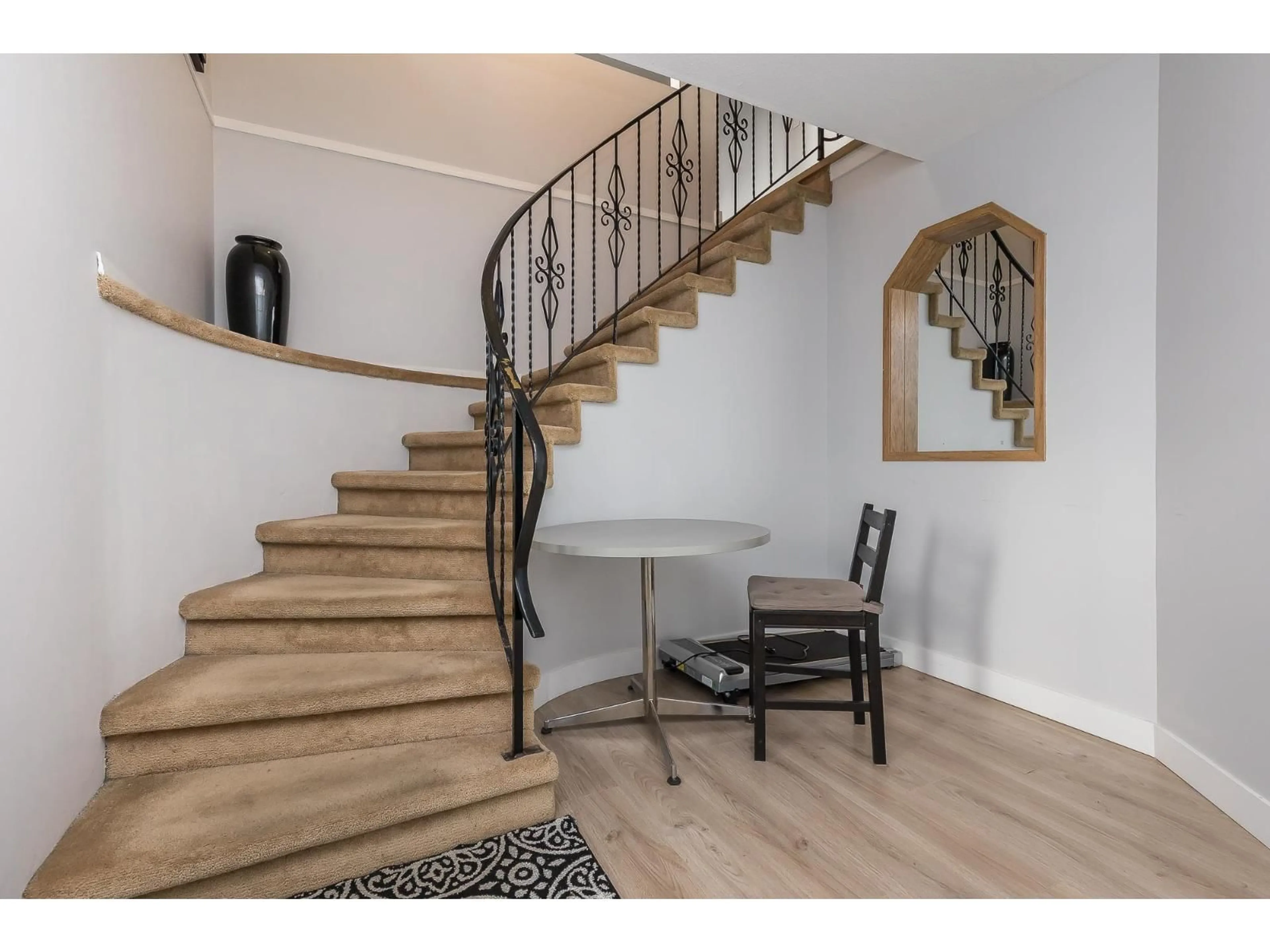 Unknown for 31129 GARDNER AVENUE, Abbotsford British Columbia V2T5E1