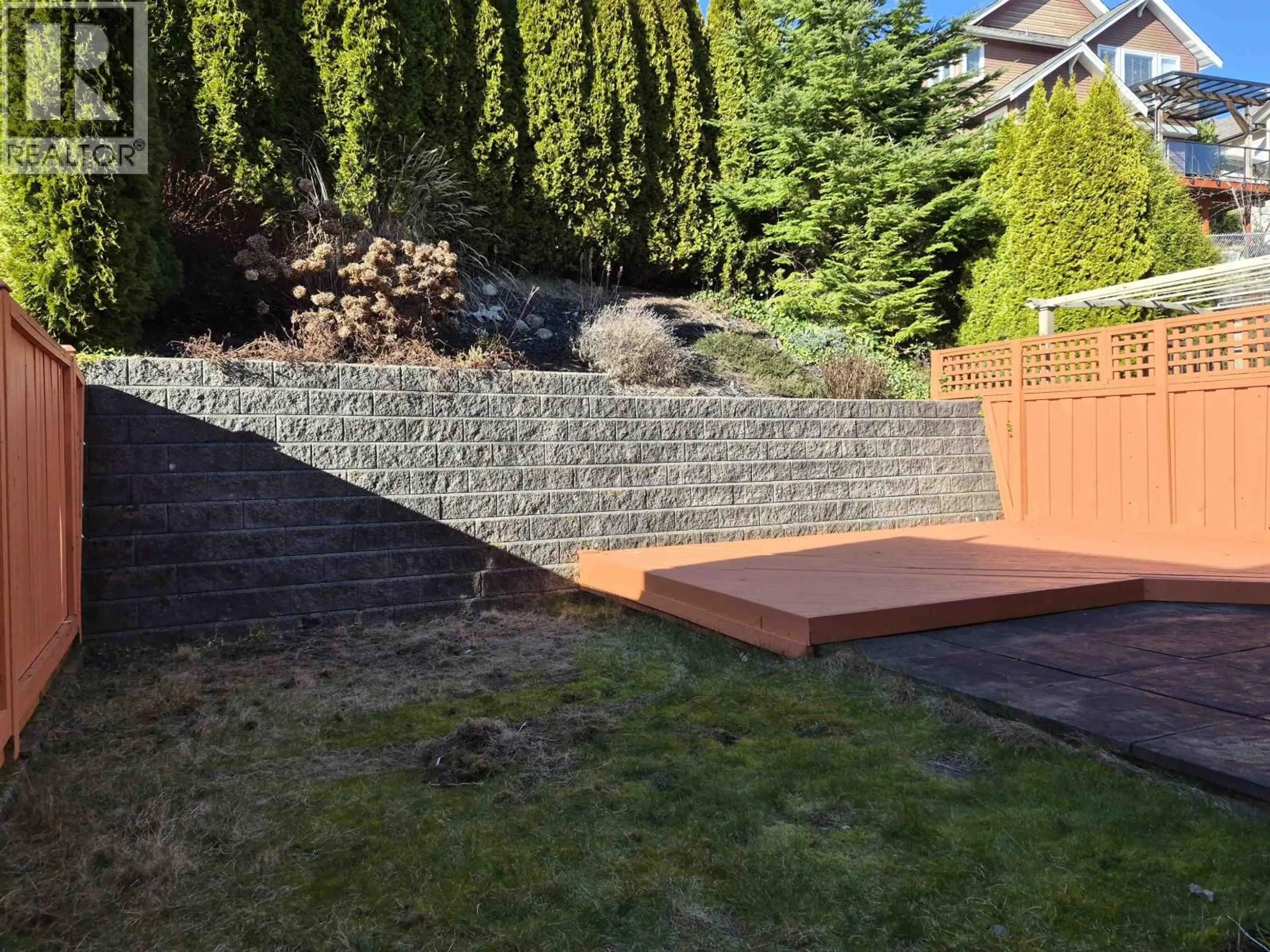 Patio, street for 109 FOREST PARK WAY, Port Moody British Columbia V3H5J4