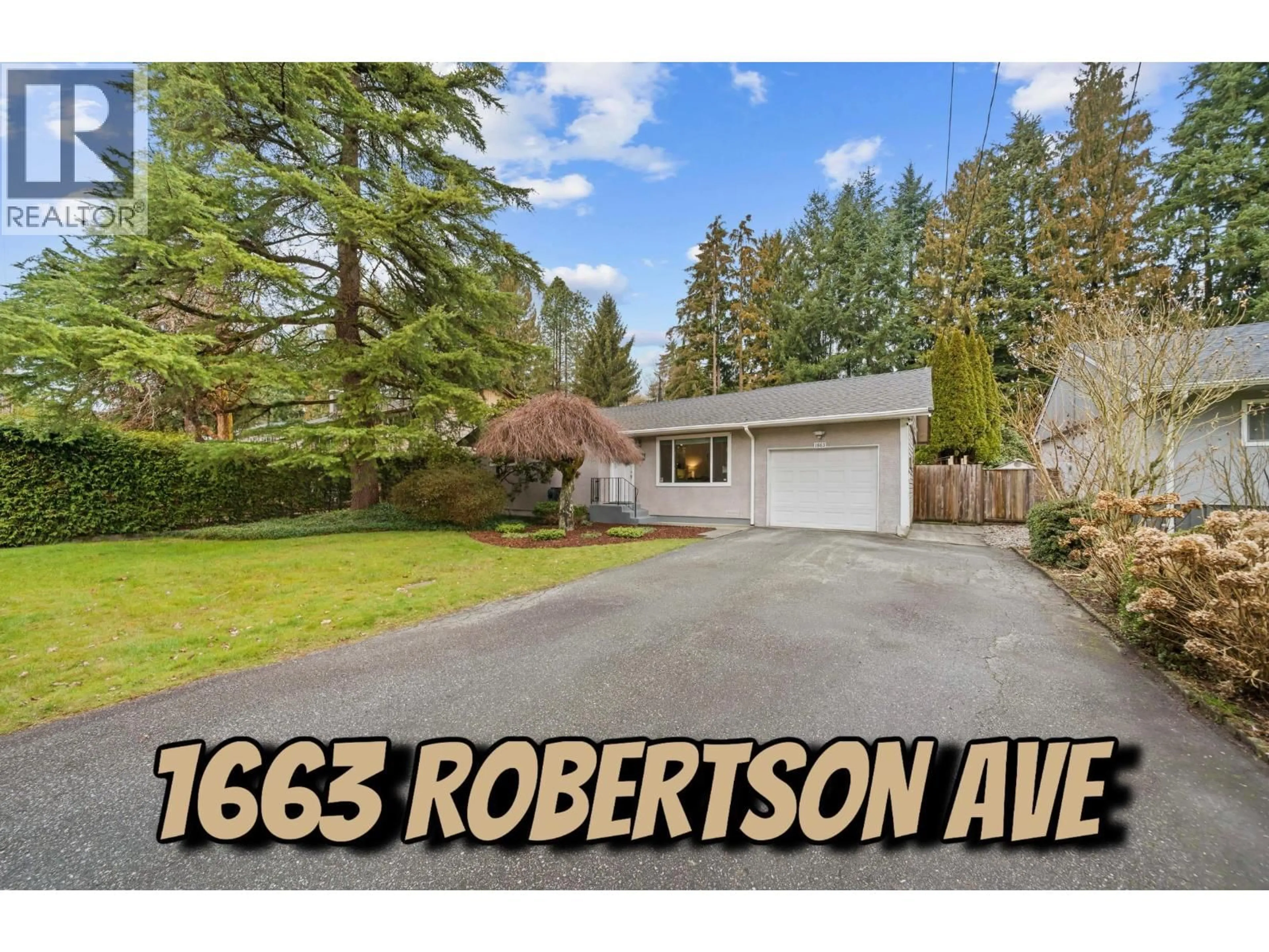 A pic from outside/outdoor area/front of a property/back of a property/a pic from drone, street for 1663 ROBERTSON AVENUE, Port Coquitlam British Columbia V3B1C9