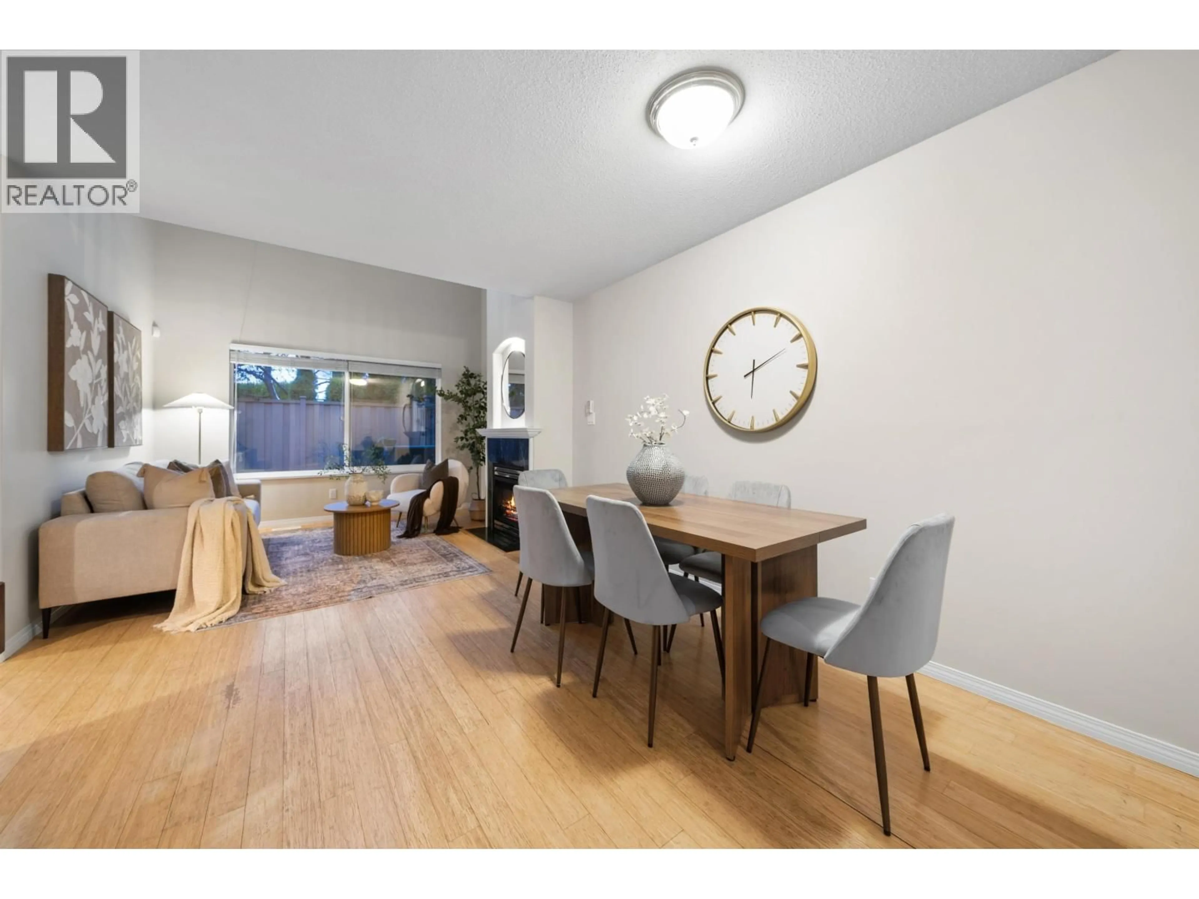 Dining room, wood/laminate floor for 13 - 1370 RIVERWOOD GATE, Port Coquitlam British Columbia V3B7V7