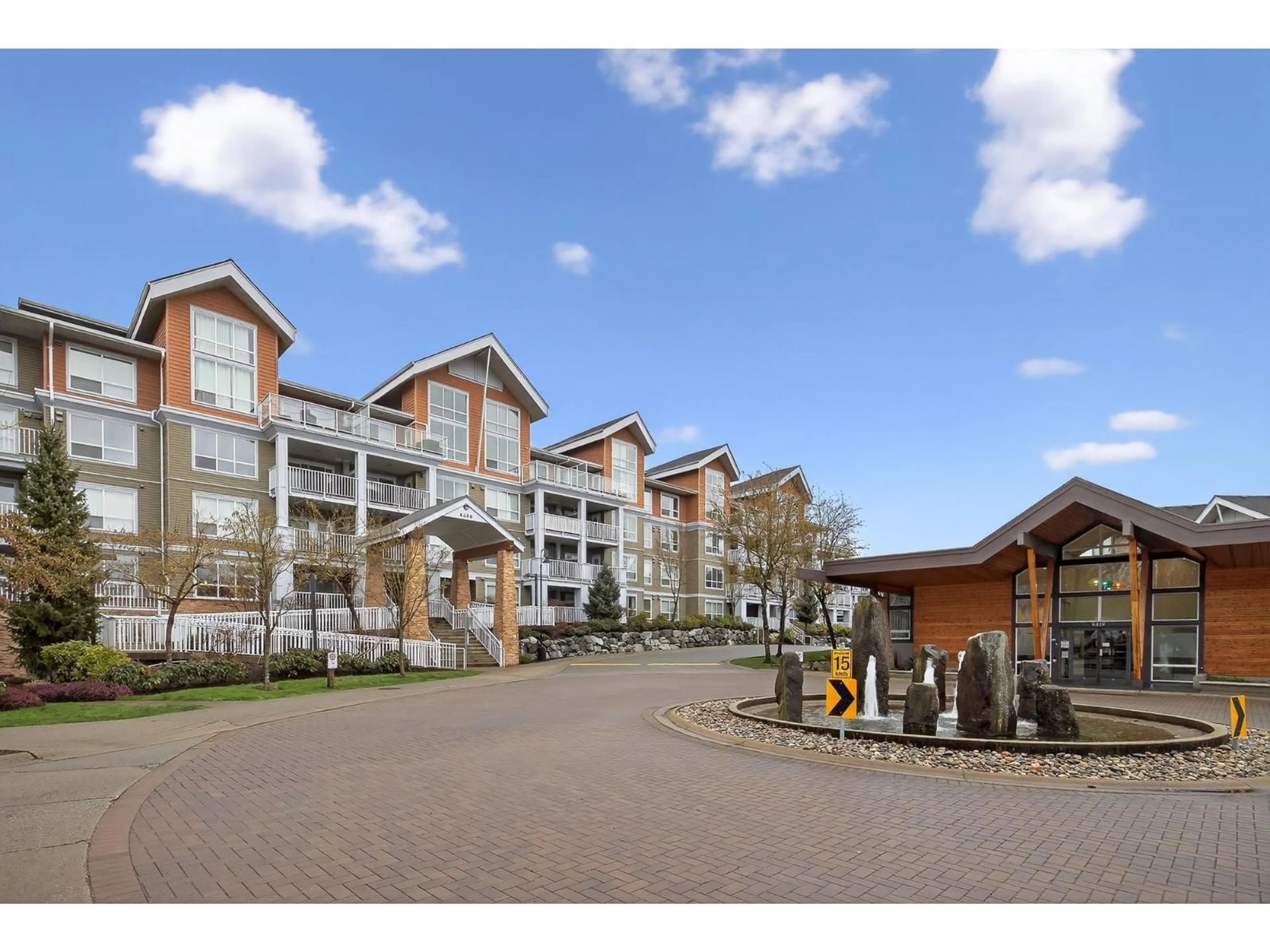 Unknown for B102 - 6490 194 STREET, Surrey British Columbia V4N6J9