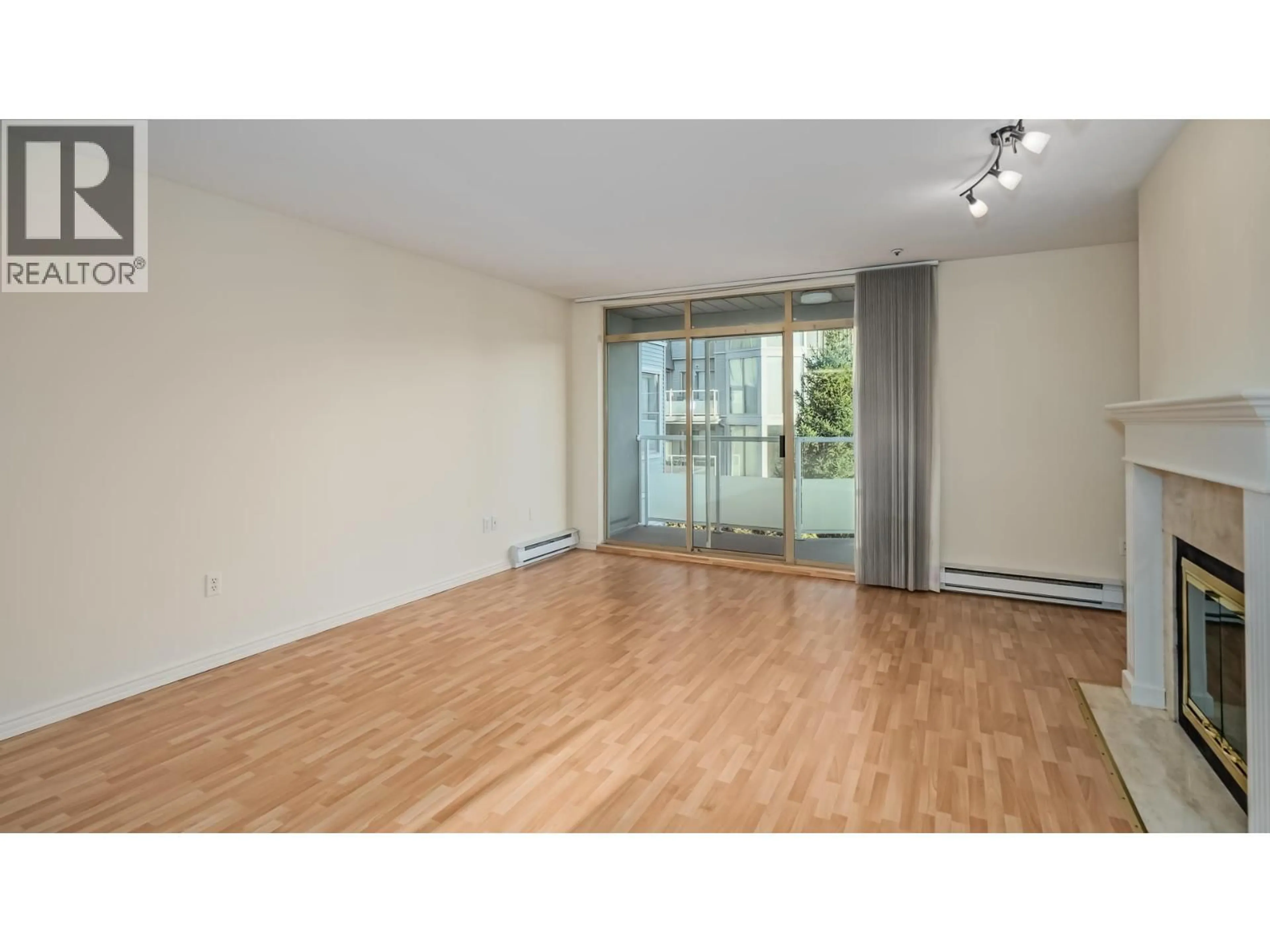 A pic of a room for 306 - 48 RICHMOND STREET, New Westminster British Columbia V3L5P4