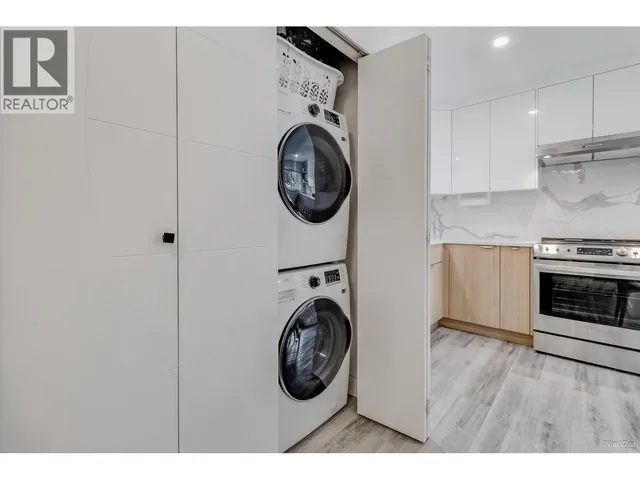 27 - 6100 TIFFANY BOULEVARD, Richmond 3