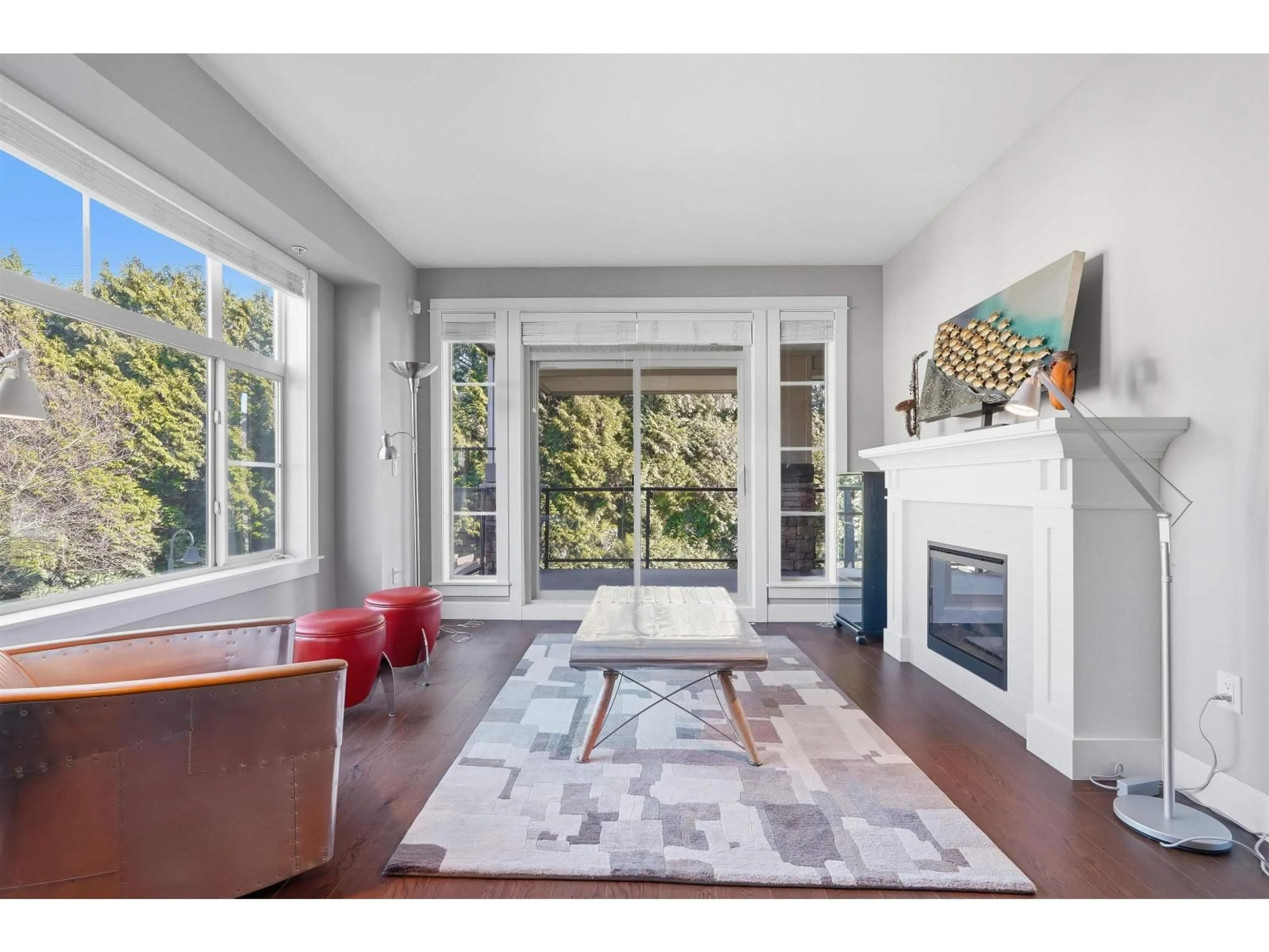 Living room with furniture, unknown for 214 - 15195 36 AVENUE, Surrey British Columbia V3Z4R3