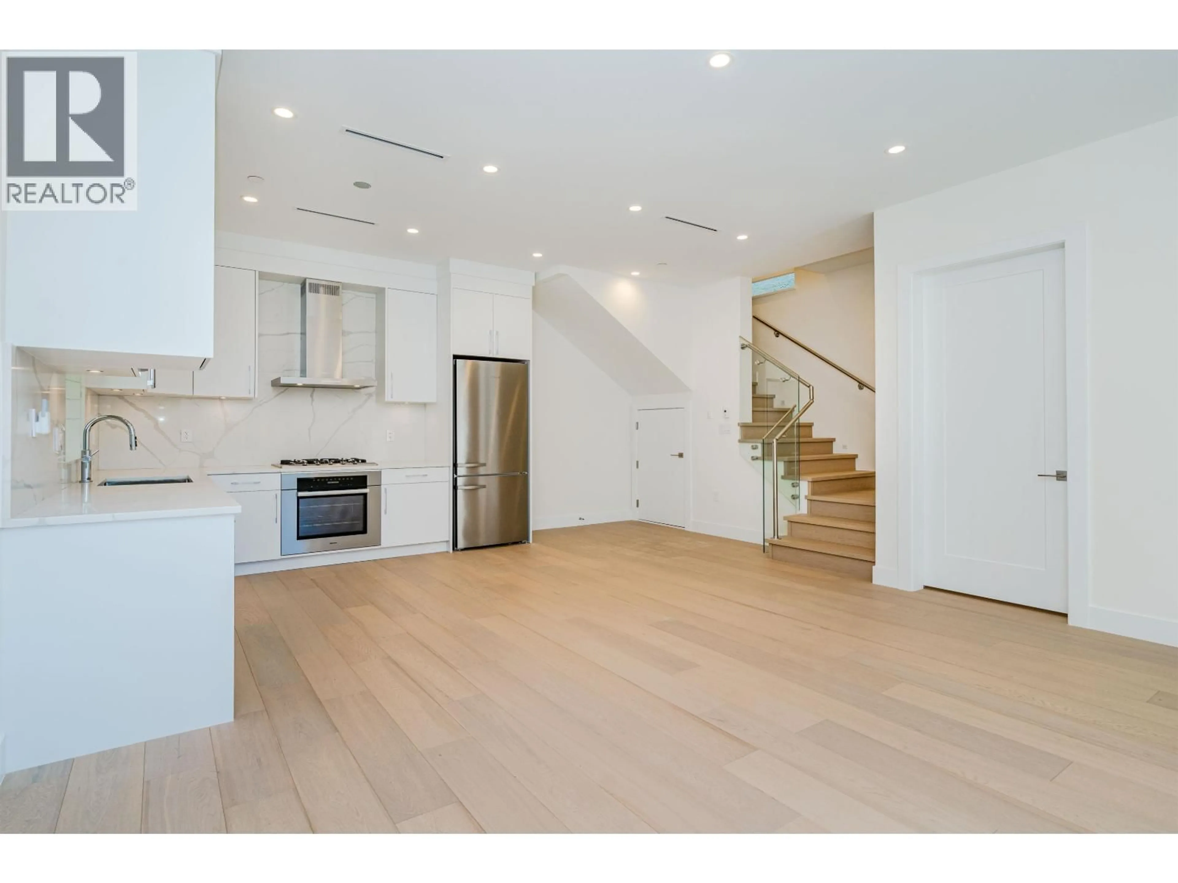 Open concept kitchen, unknown for 8192 CARTIER STREET, Vancouver British Columbia V6P4T5