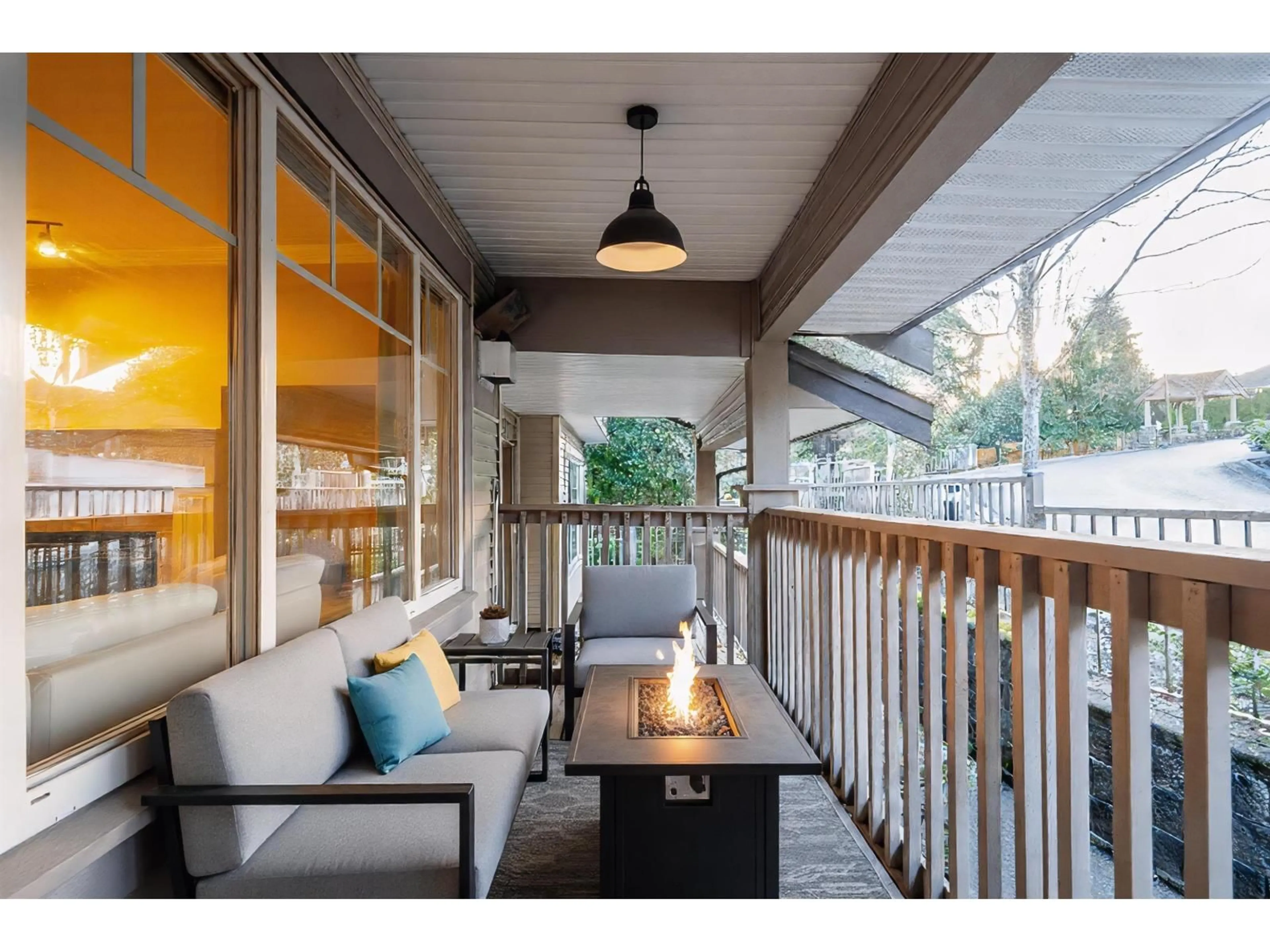 Patio, street for 25 - 6238 192 STREET, Surrey British Columbia V3S0S2
