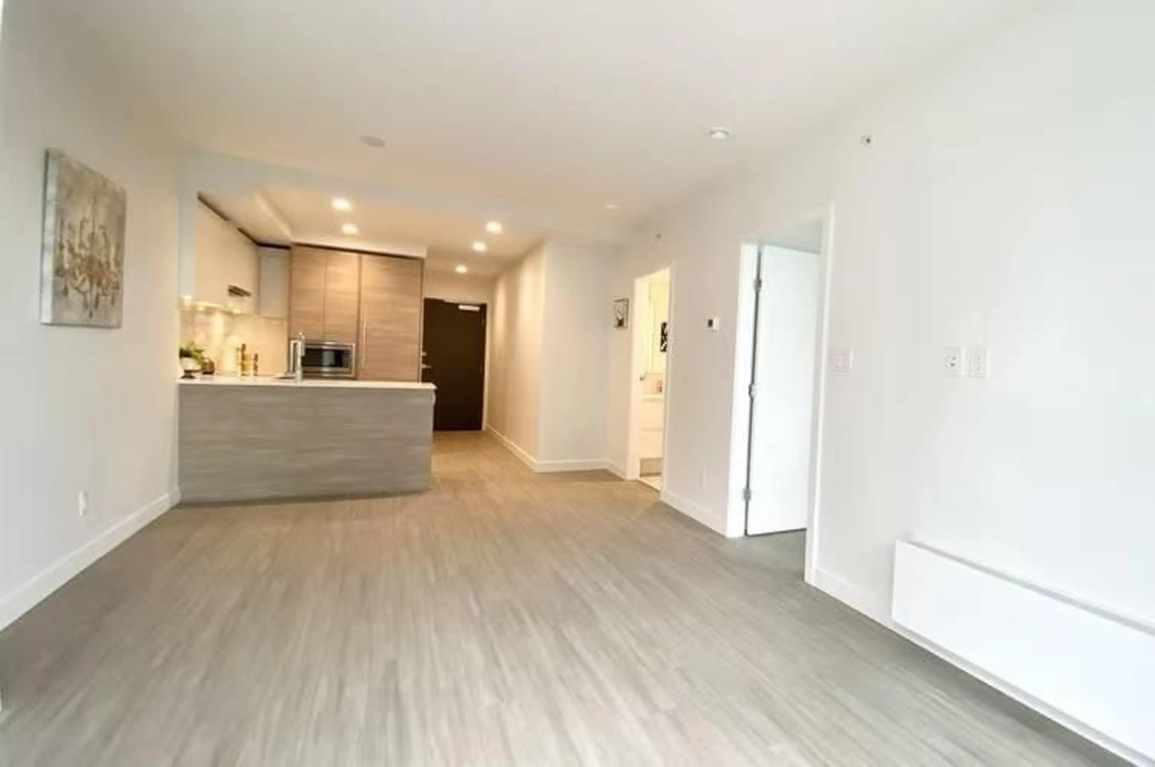 Unknown for 811 - 13615 FRASER HIGHWAY, Surrey British Columbia V3T0P7