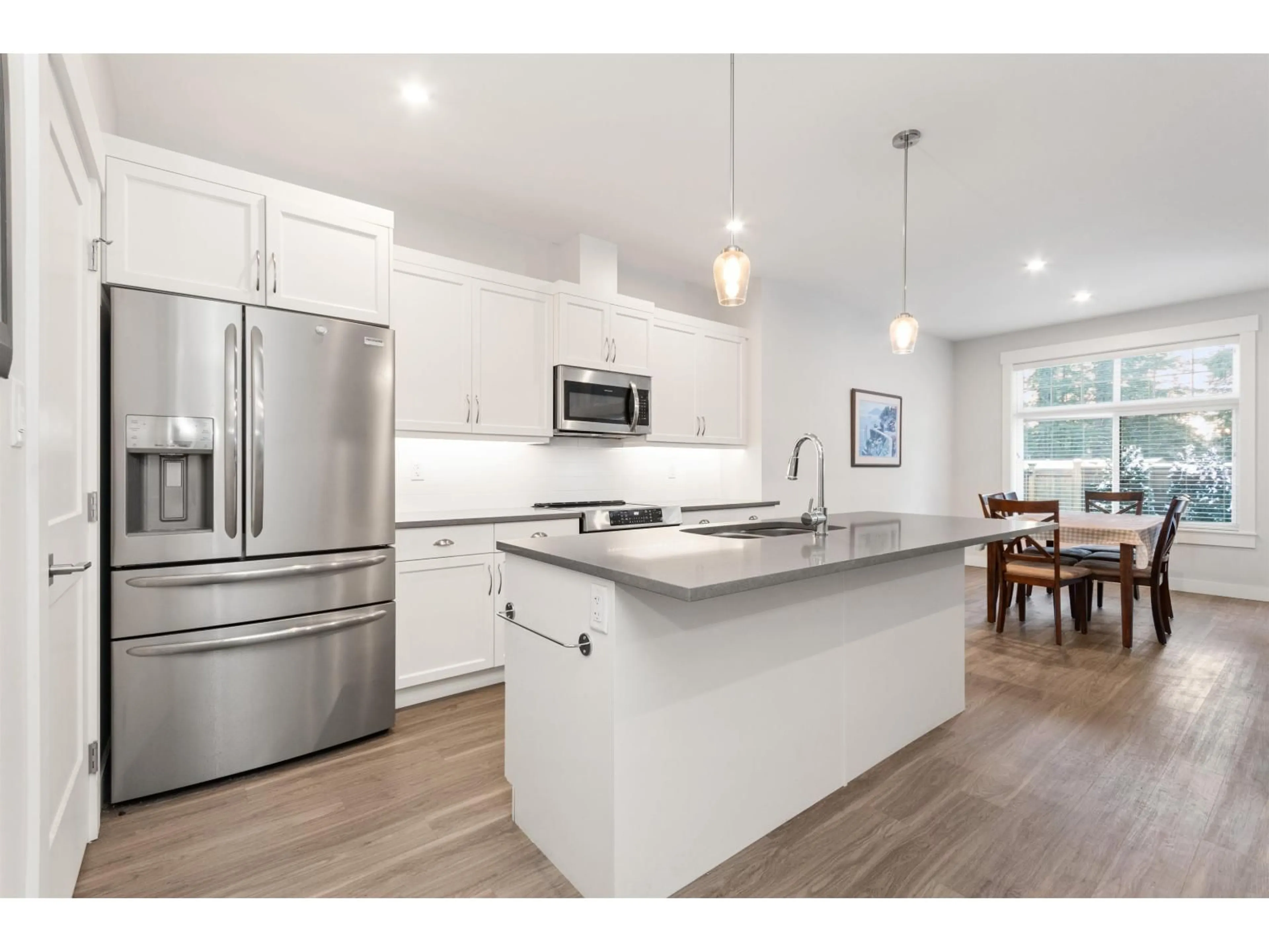 Open concept kitchen, unknown for 65553 SKYLARK LANE, Hope British Columbia V0X1L1