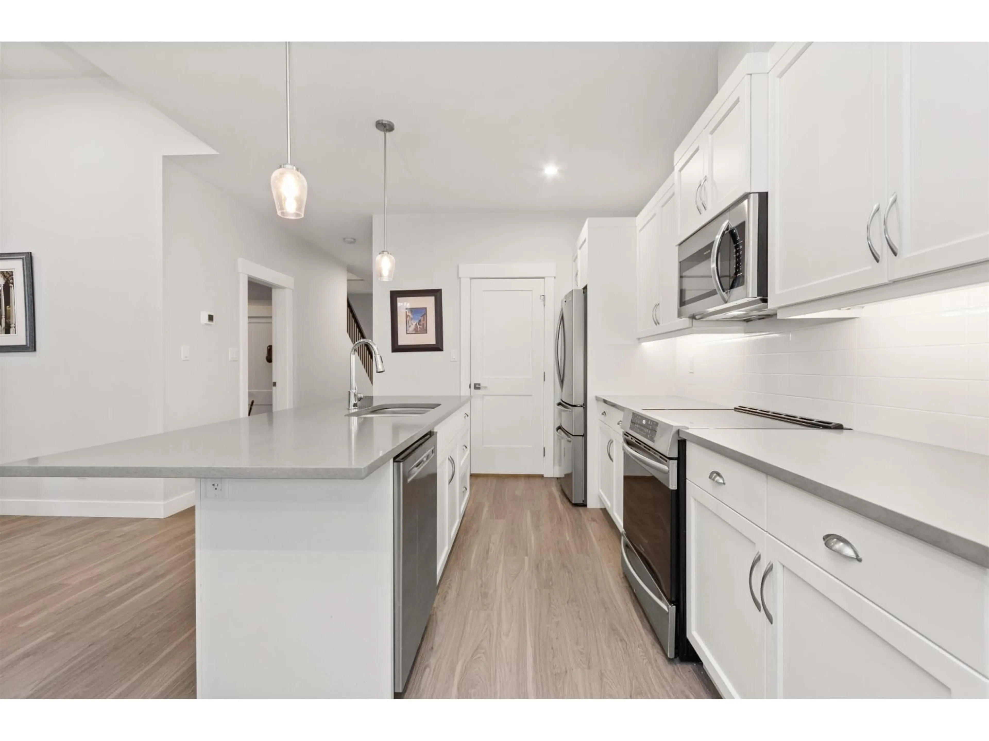 Open concept kitchen, unknown for 65553 SKYLARK LANE, Hope British Columbia V0X1L1