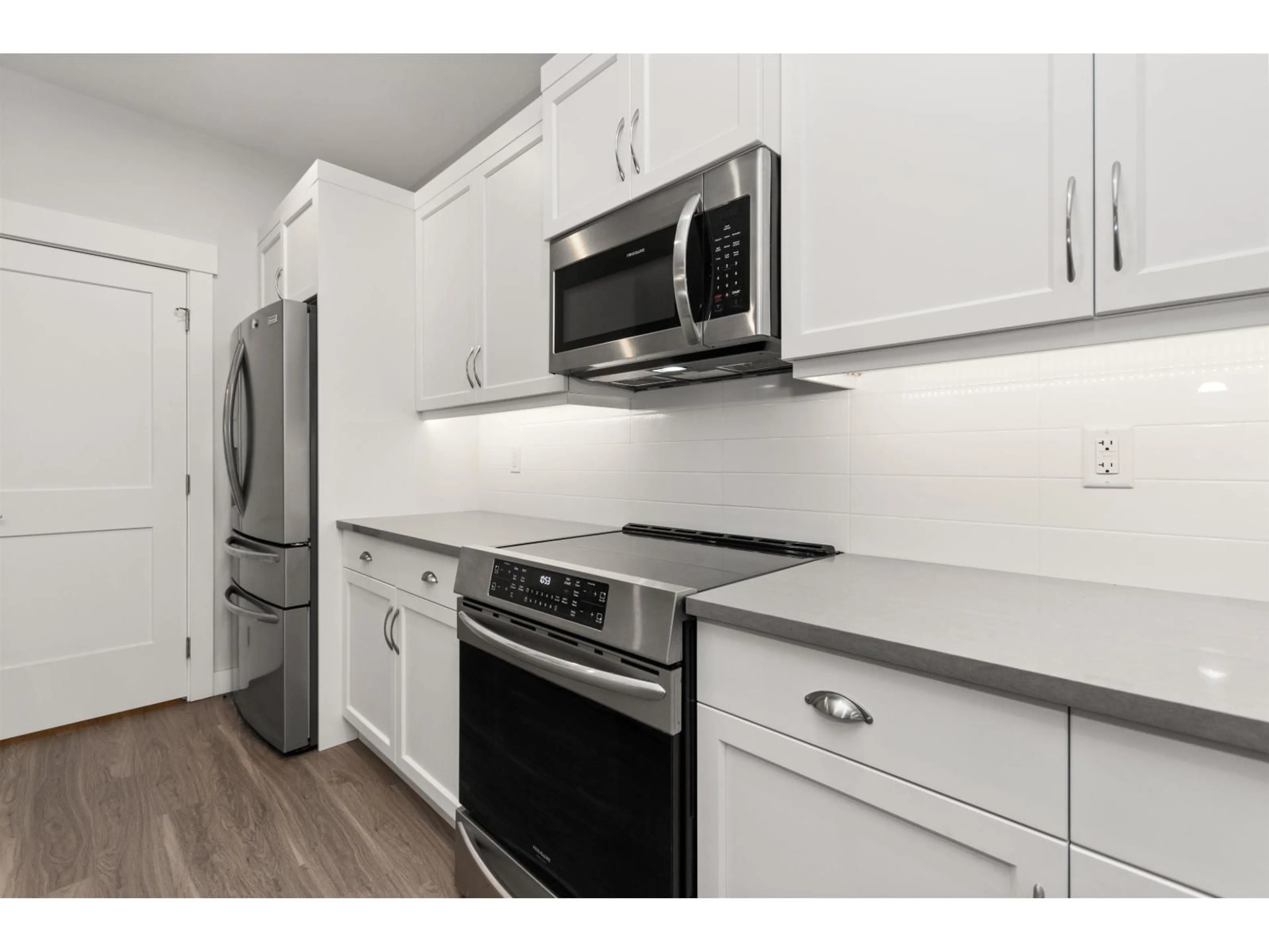 Standard kitchen, unknown for 65553 SKYLARK LANE, Hope British Columbia V0X1L1