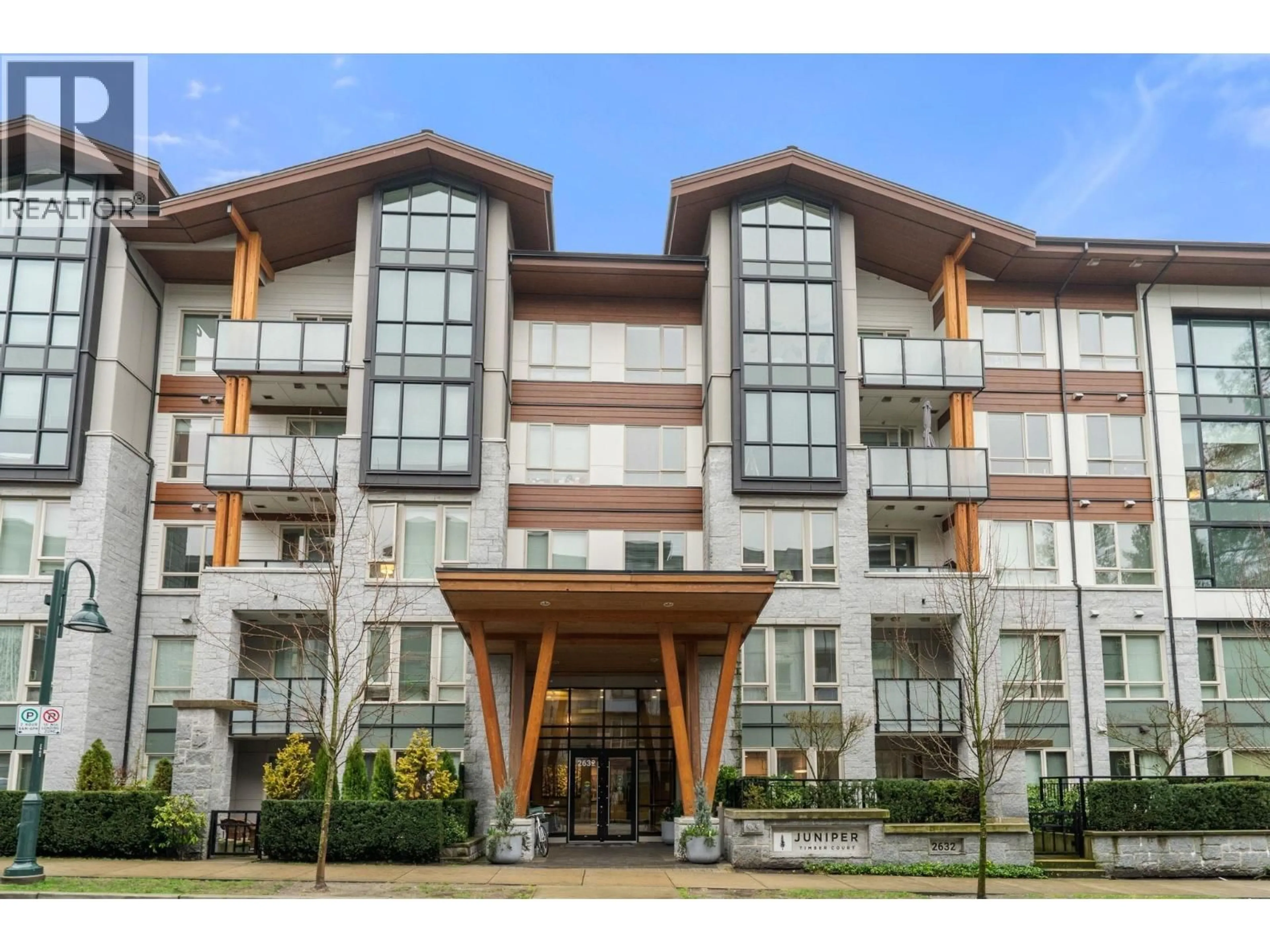 Indoor foyer for 503 - 2632 LIBRARY LANE, North Vancouver British Columbia V7J0B8
