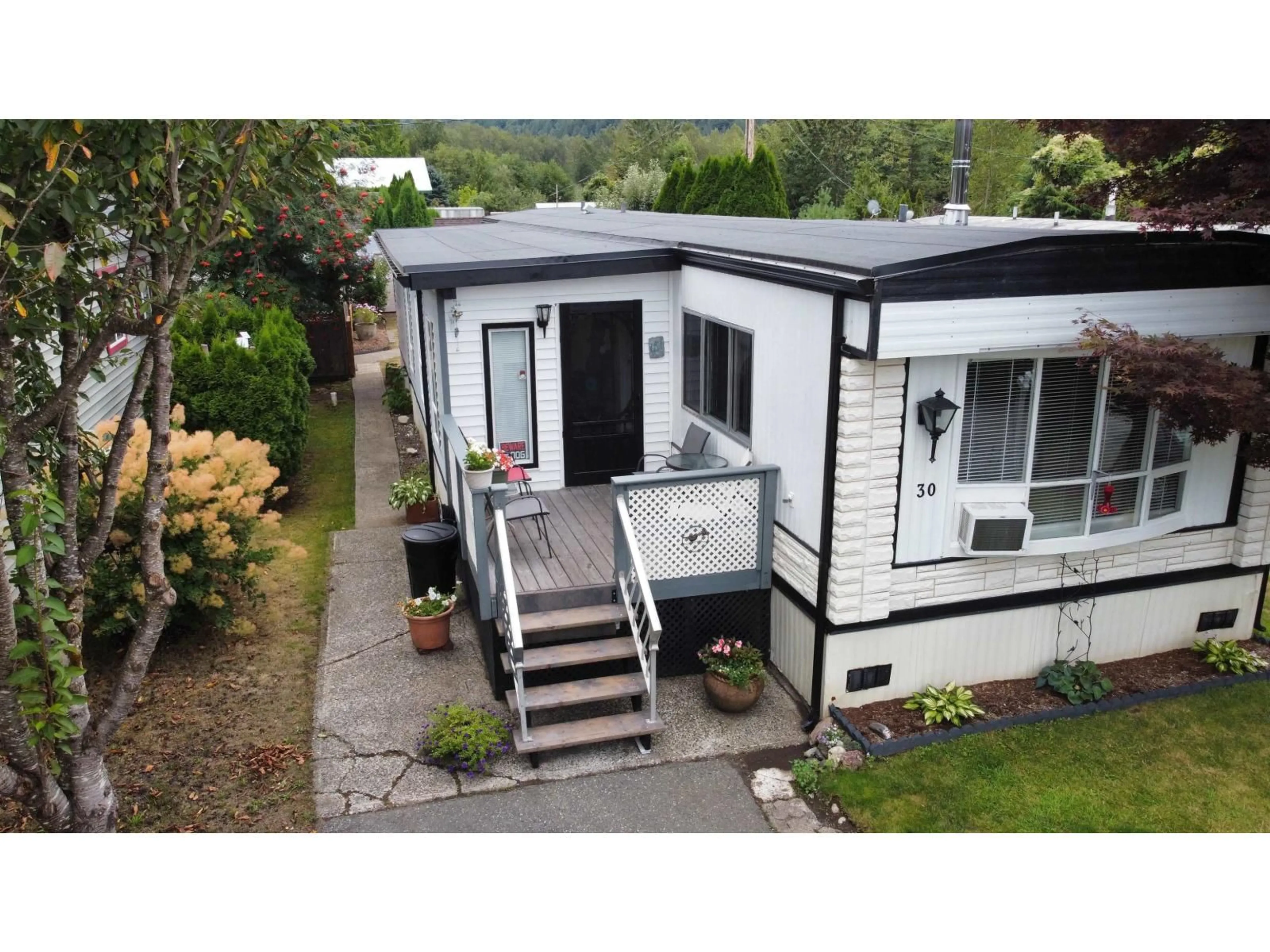 Unknown for 30 - 46484 CHILLIWACK LAKE ROAD, Chilliwack British Columbia V2R3R7