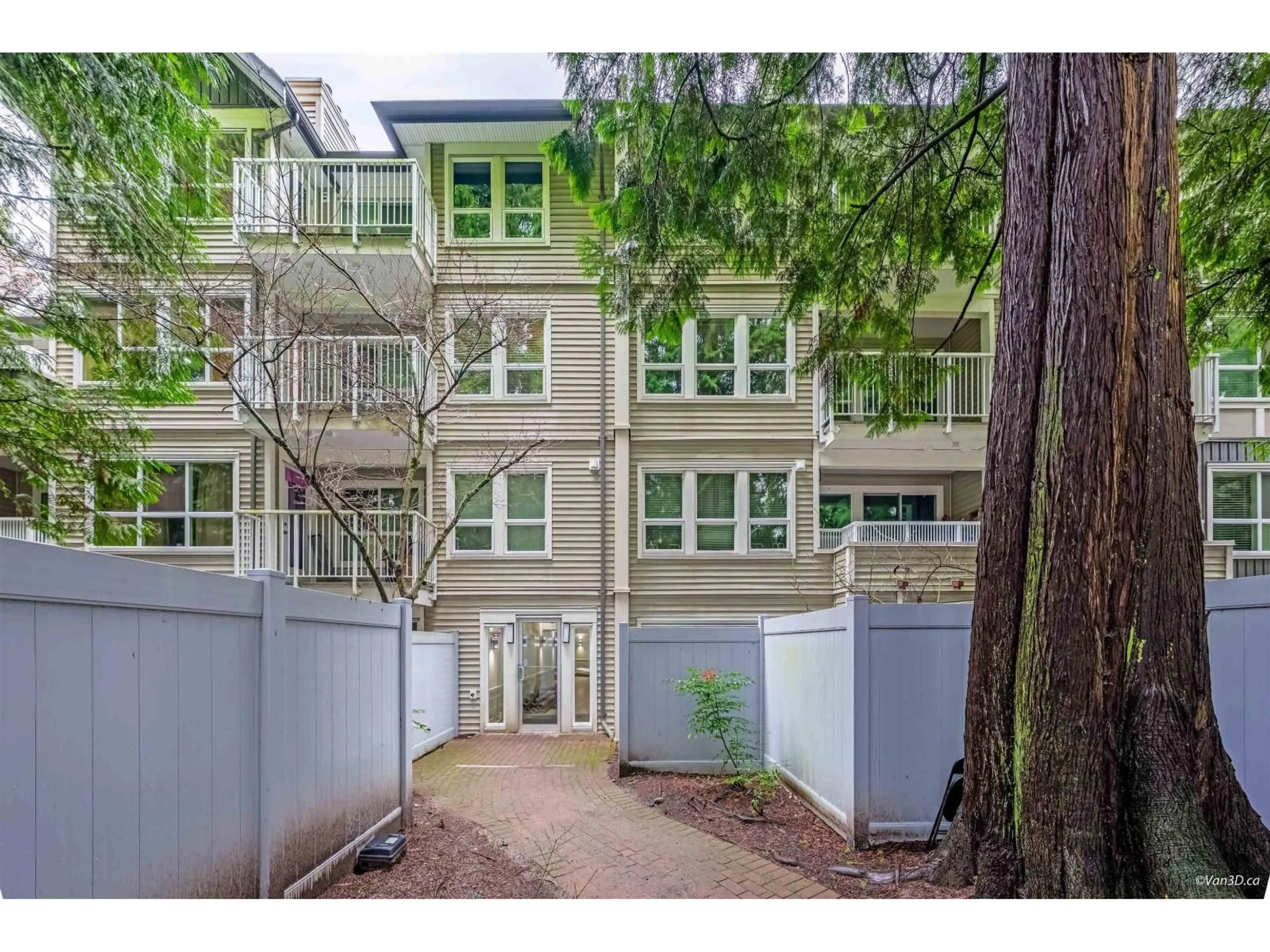 Unknown for 405 - 9688 148 STREET, Surrey British Columbia V3R0W2