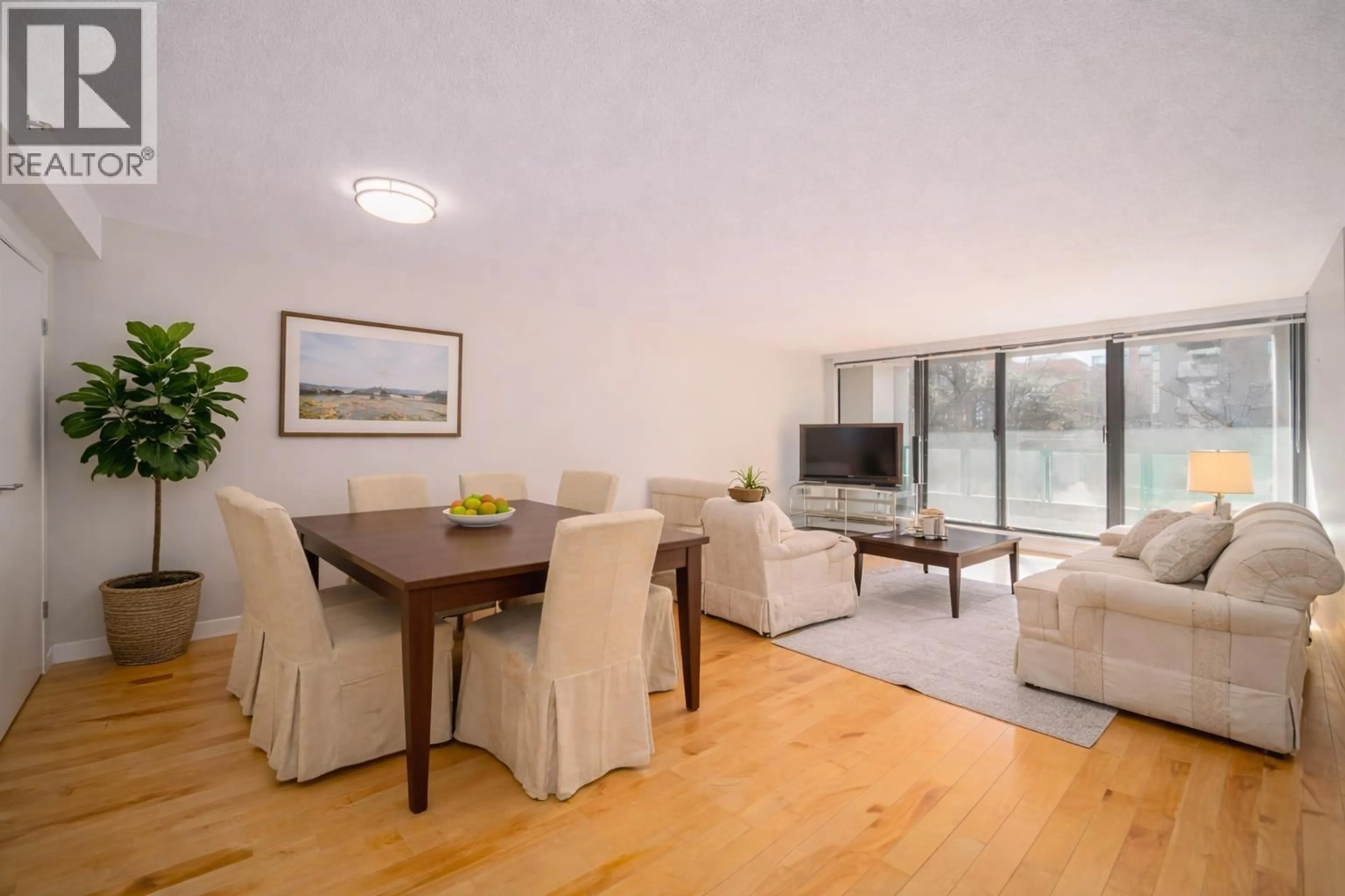 Unknown for 302 - 518 14TH AVENUE, Vancouver British Columbia V5Z4N5