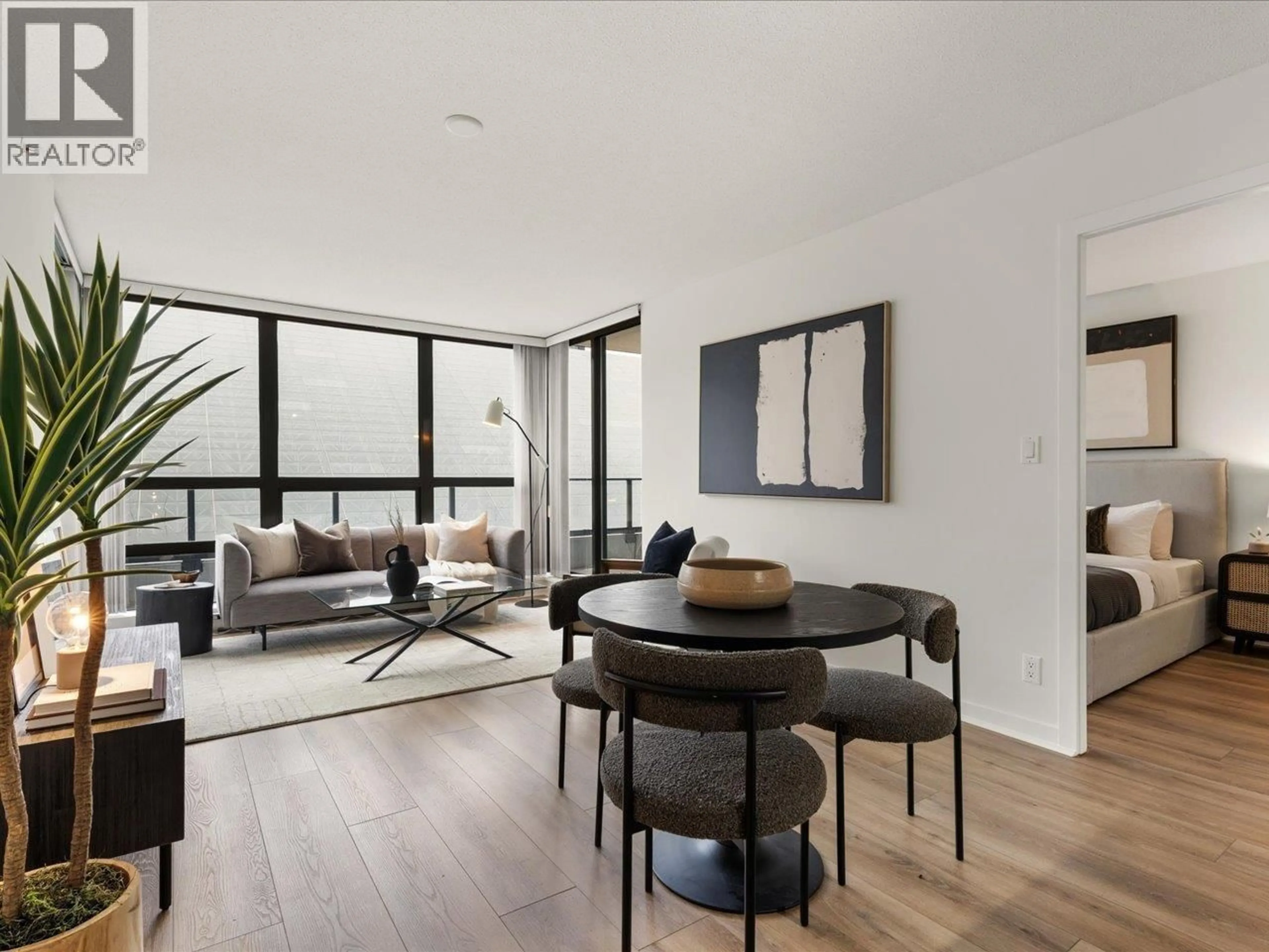 Living room with furniture, wood/laminate floor for 503 - 933 HORNBY STREET, Vancouver British Columbia V6Z3G4