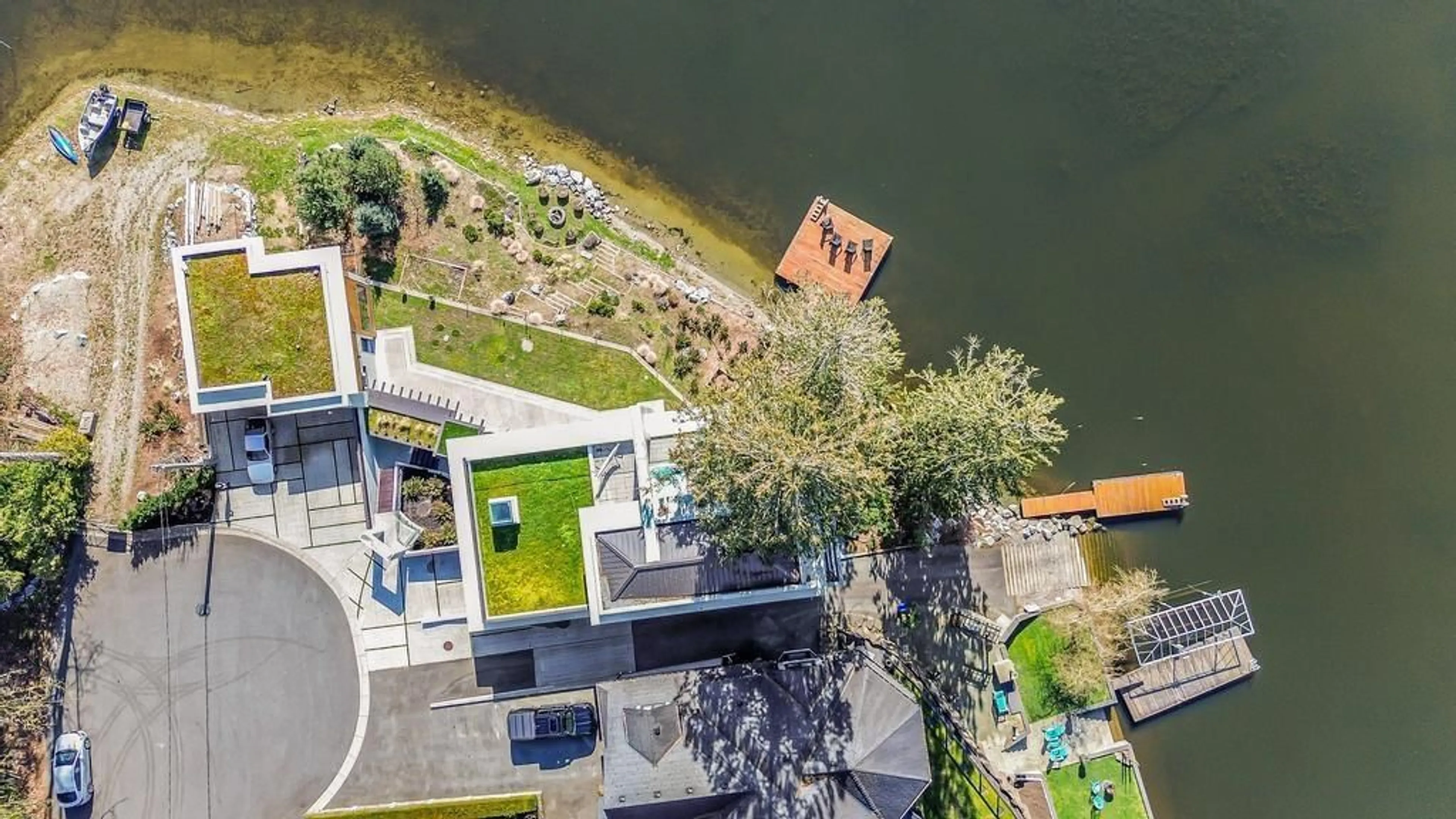 A pic from outside/outdoor area/front of a property/back of a property/a pic from drone, water/lake/river/ocean view for 9791 HALL STREET, Mission British Columbia V2V7M2
