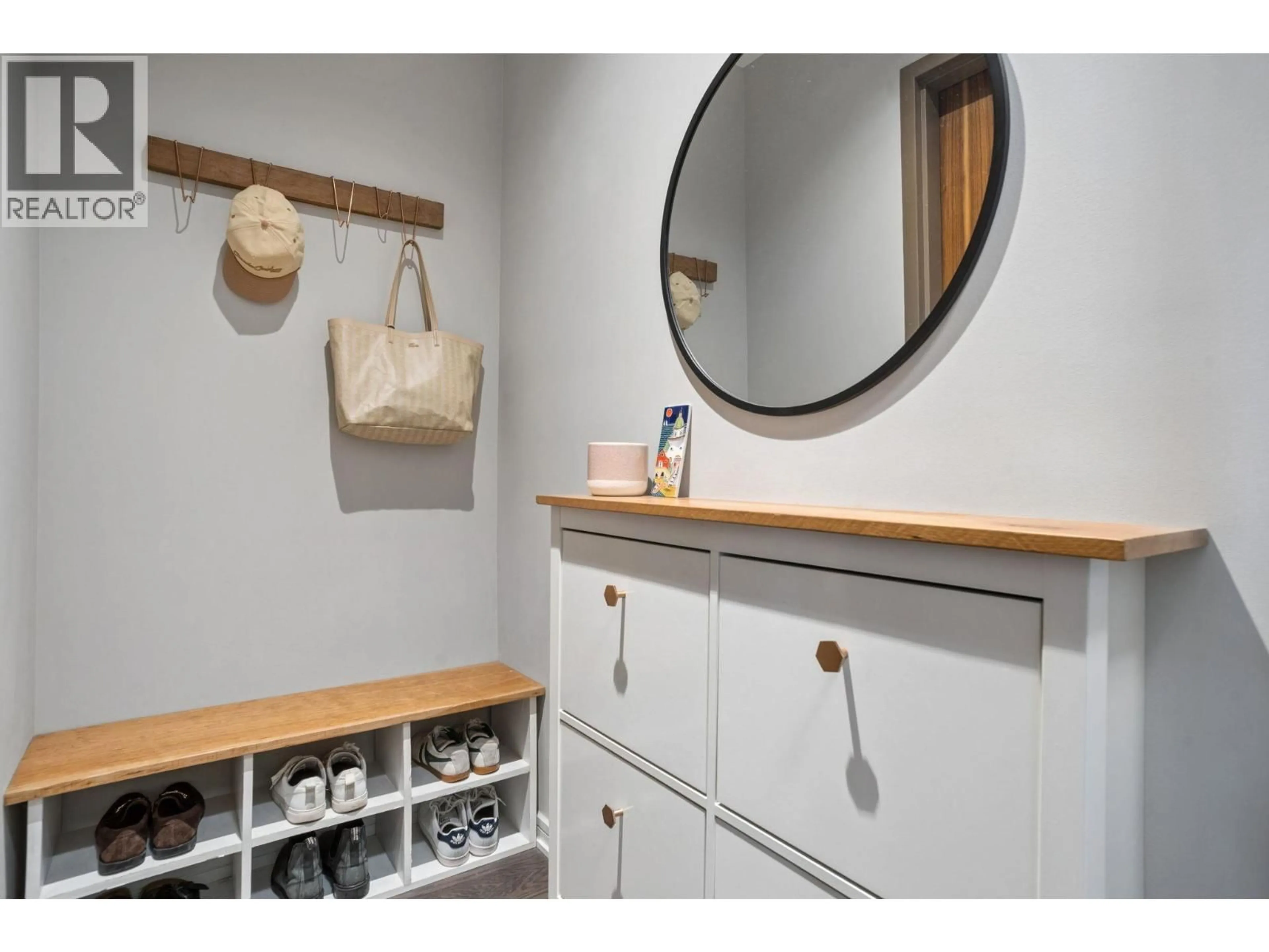 Unknown for 102 - 128 ATHLETES WAY, Vancouver British Columbia V5Y0B5