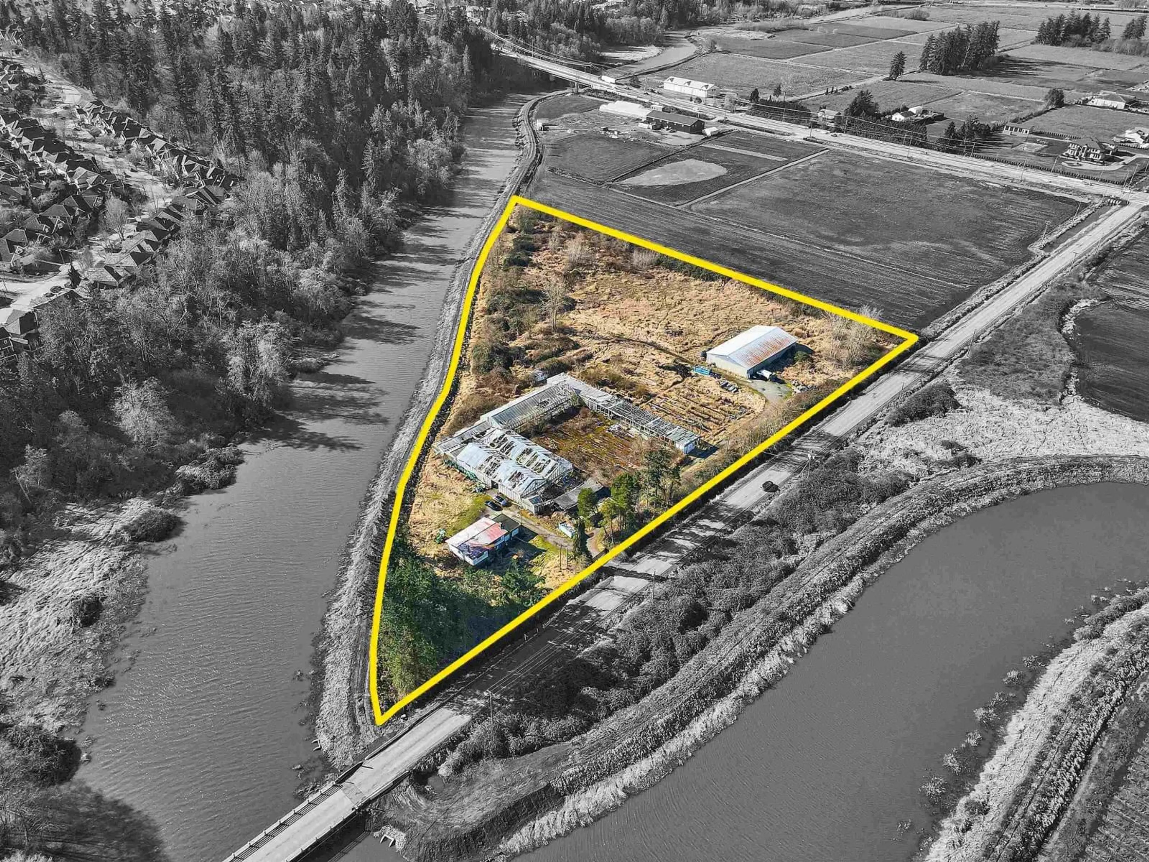 A pic from outside/outdoor area/front of a property/back of a property/a pic from drone, water/lake/river/ocean view for 15442 40 AVENUE, Surrey British Columbia V3Z1E6