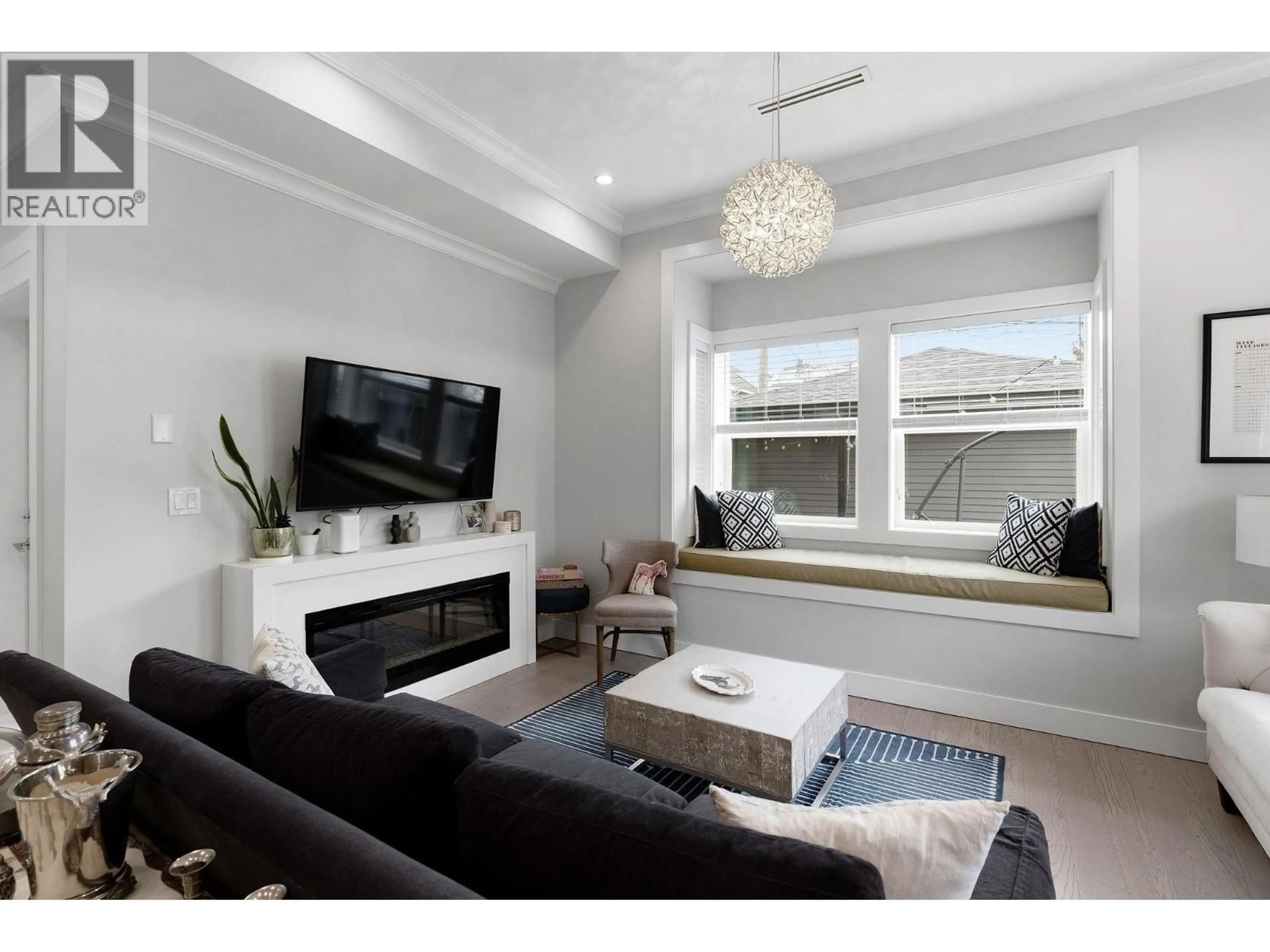 Living room with furniture, unknown for 1371 13TH AVENUE, Vancouver British Columbia V5N2B5