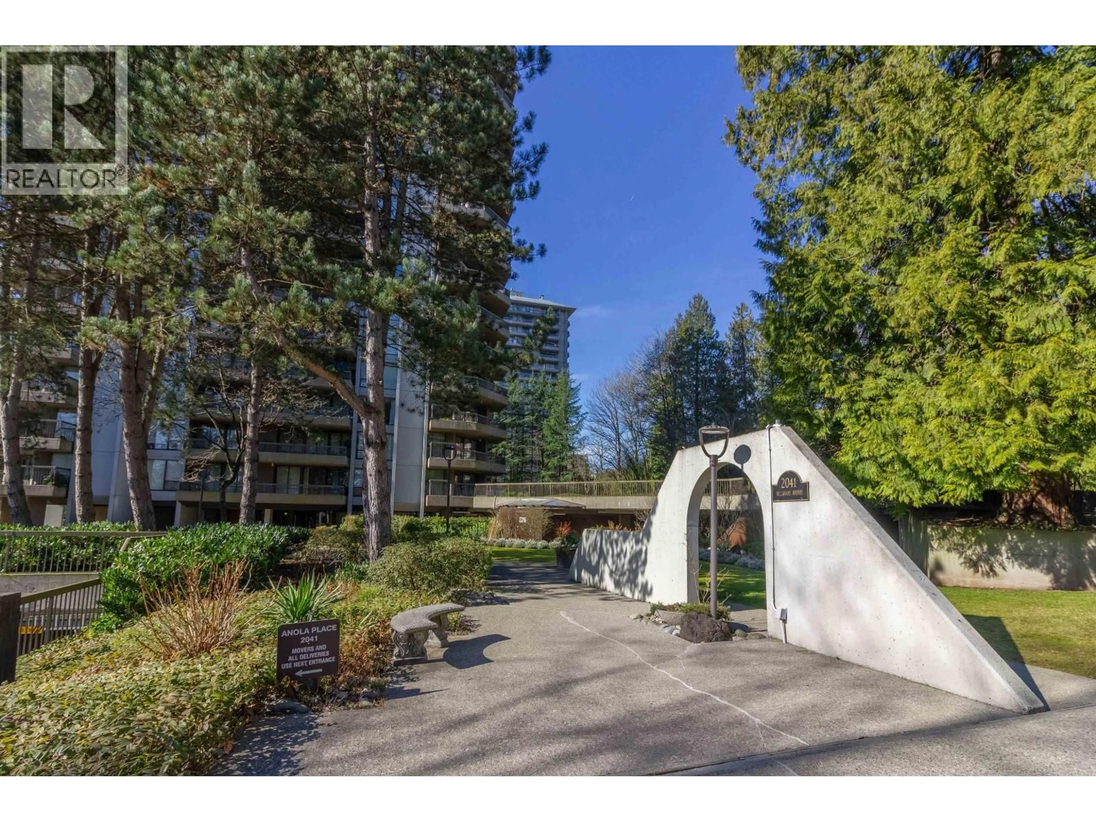 Unknown for 908 - 2041 BELLWOOD AVENUE, Burnaby British Columbia V5B4V5