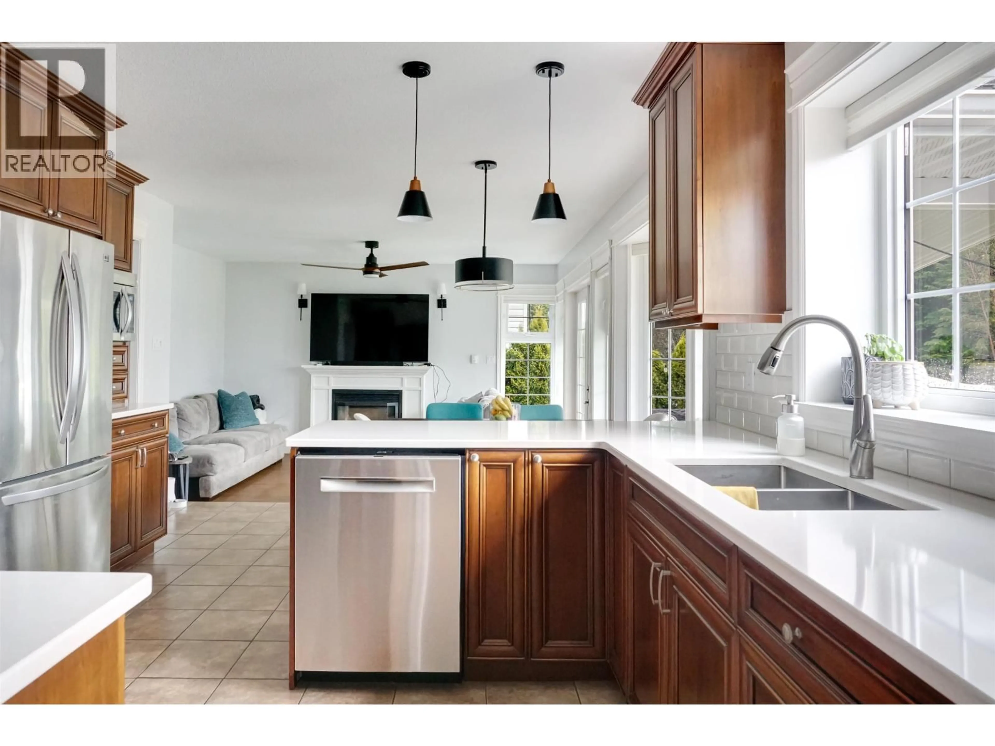 Open concept kitchen, ceramic/tile floor for 76 SPARKS STREET, Kitimat British Columbia V8C2R8