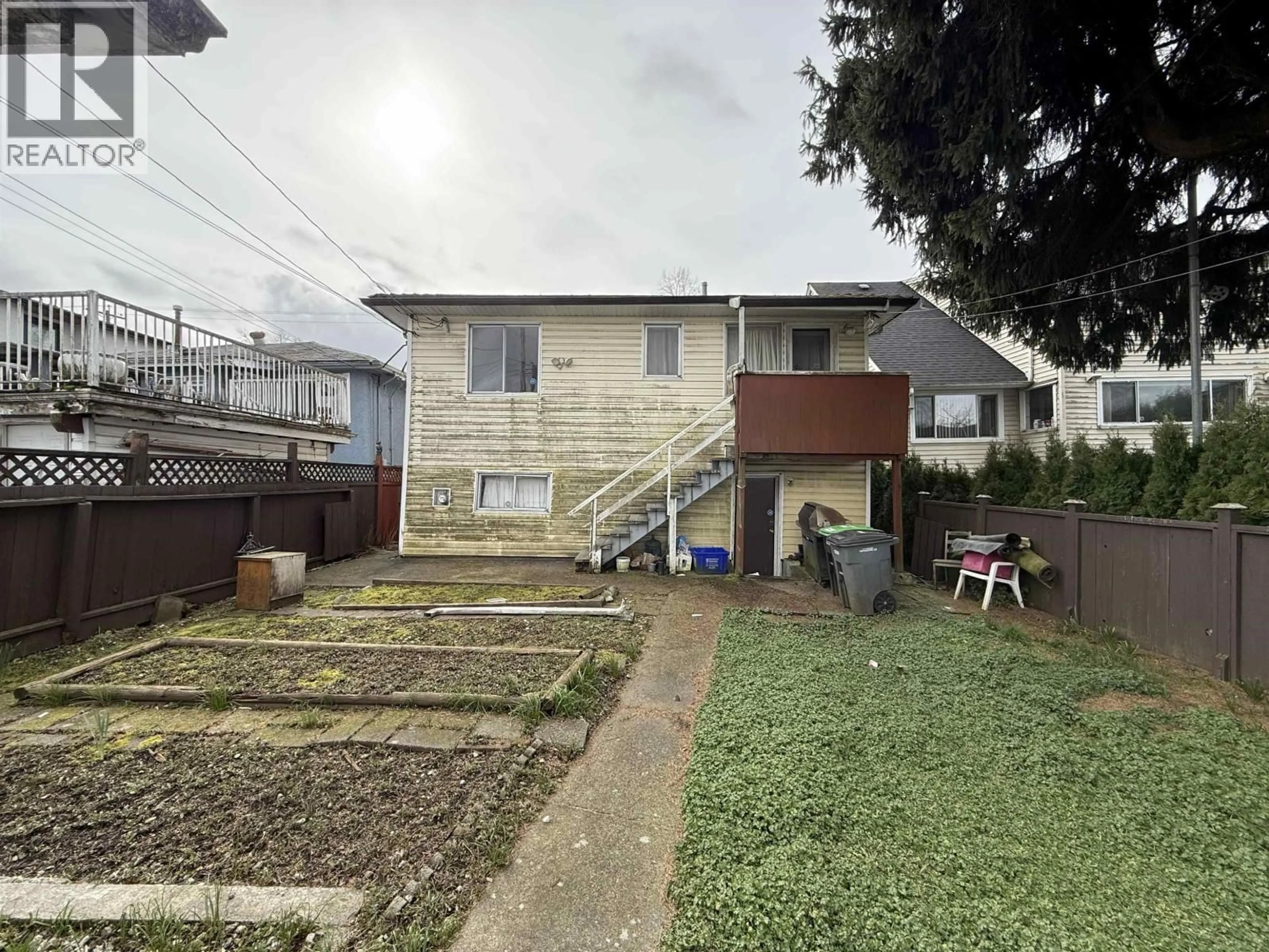 A pic from outside/outdoor area/front of a property/back of a property/a pic from drone, street for 3025 45TH AVENUE, Vancouver British Columbia V5R3C6