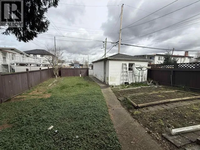 3025 45TH AVENUE, Vancouver 3