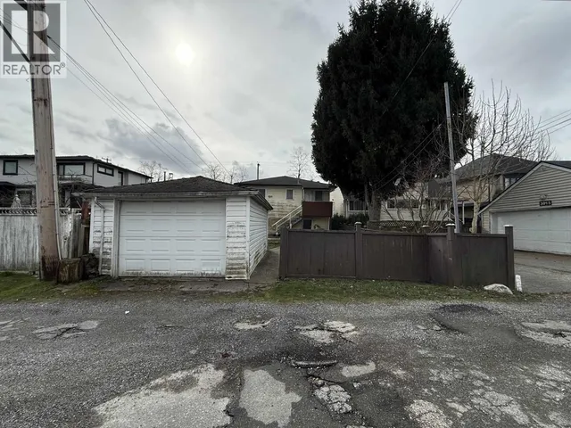 3025 45TH AVENUE, Vancouver 4