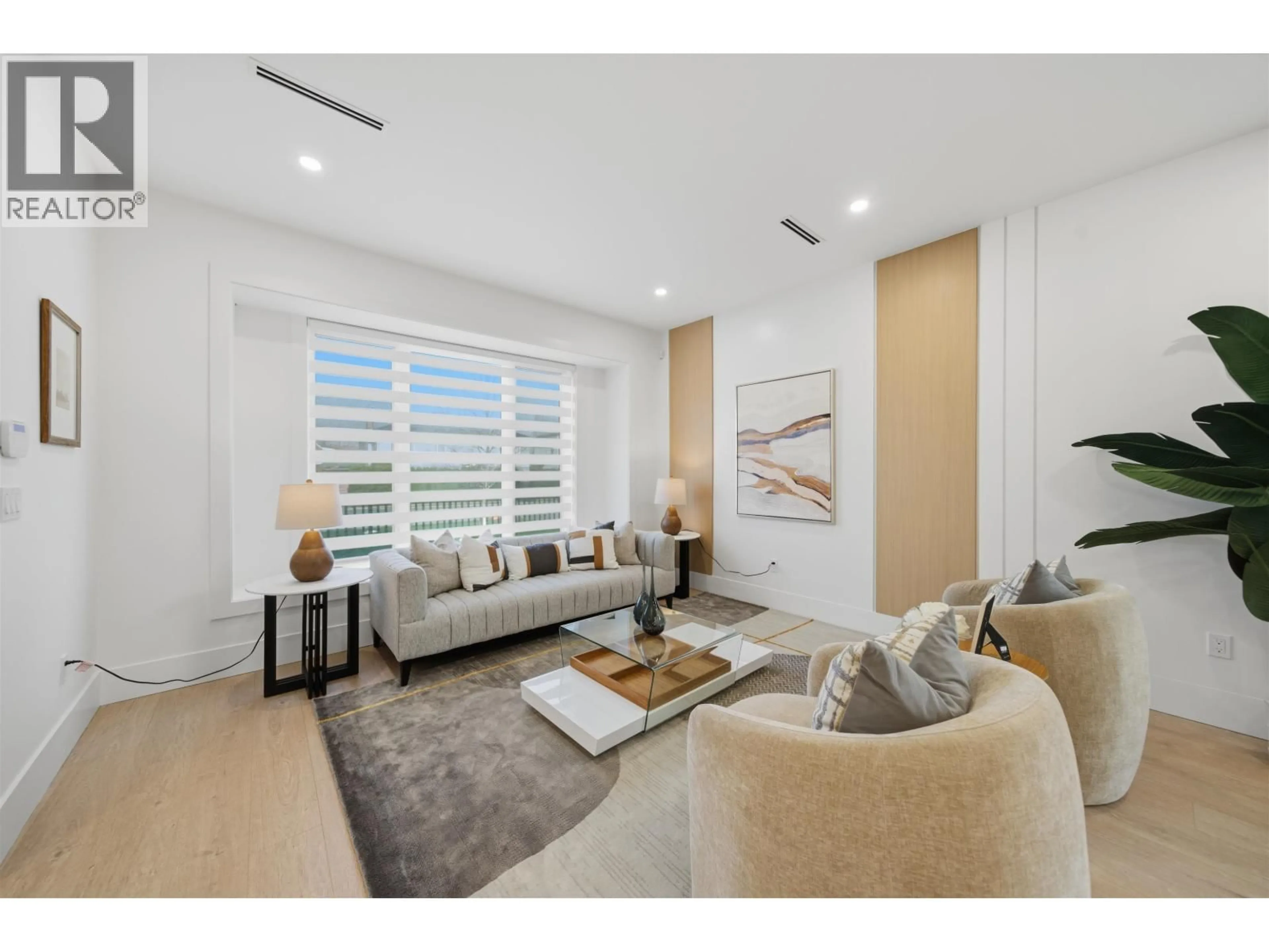 Living room with furniture, unknown for 1 - 10700 ARAGON ROAD, Richmond British Columbia V7A3E9