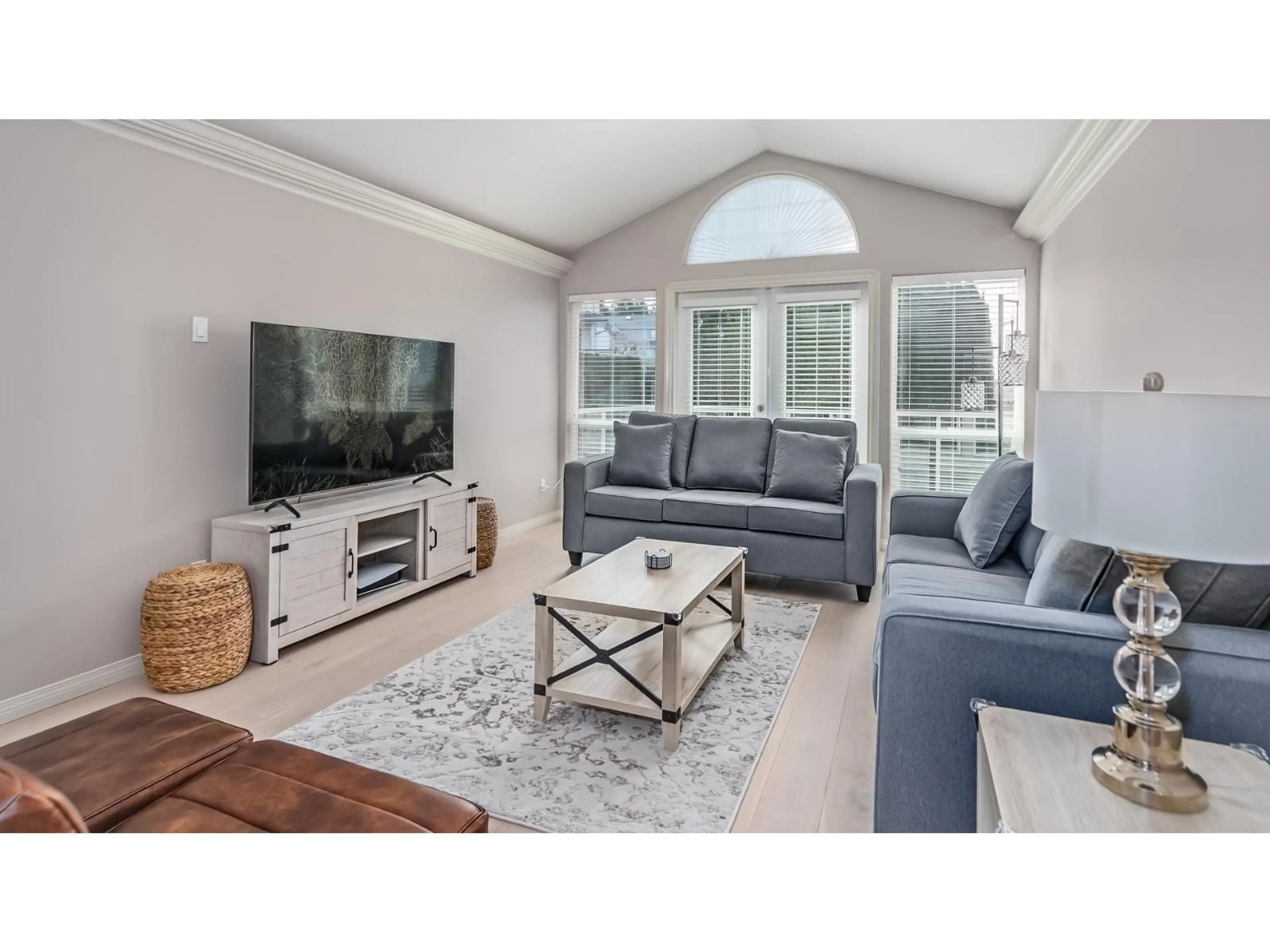 Living room with furniture, unknown for 2389 ORCHARD PLACE, Abbotsford British Columbia V3G2B4