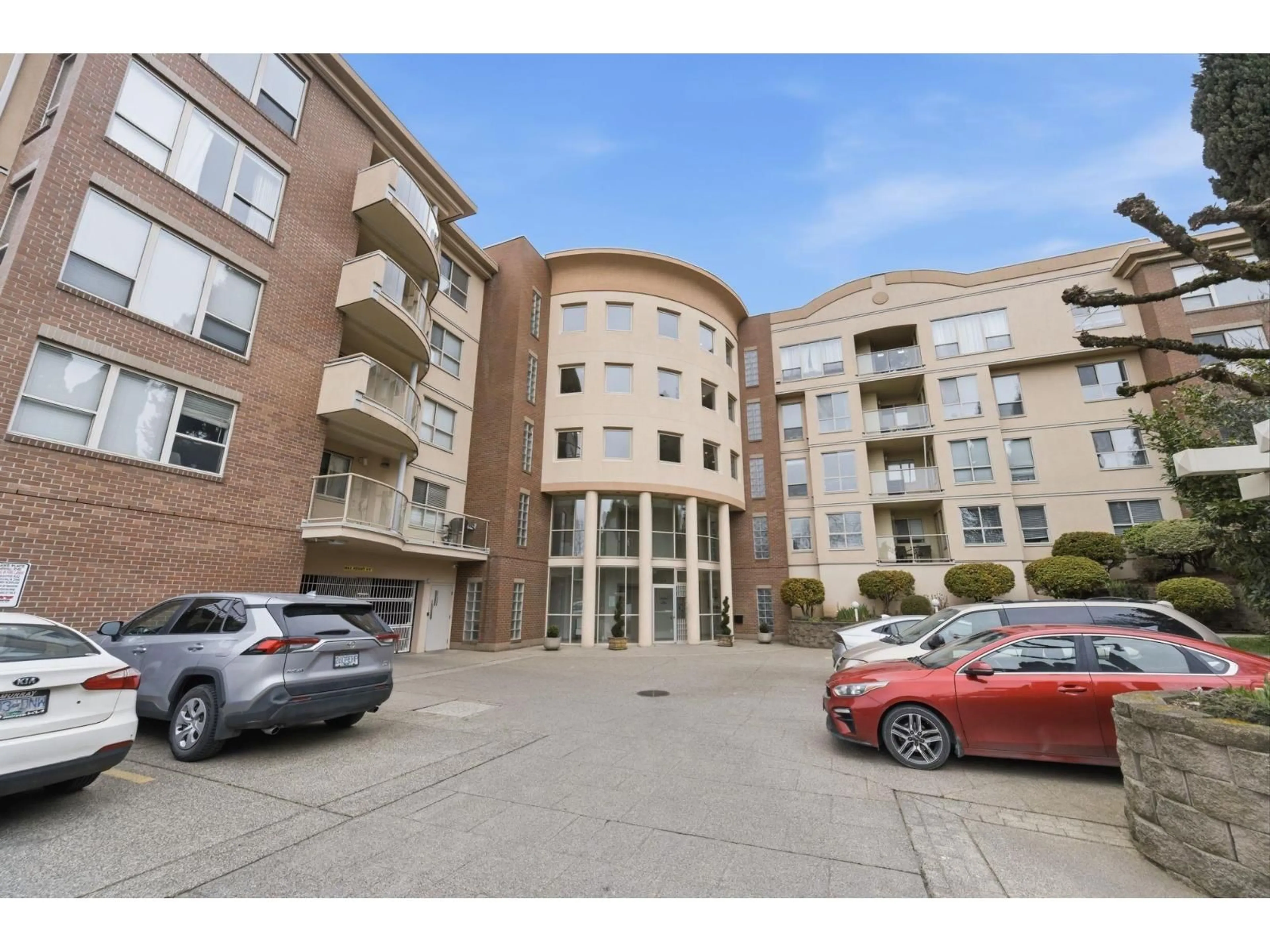 Unknown for 102 33731 MARSHALL ROAD, Abbotsford British Columbia V2S1L5