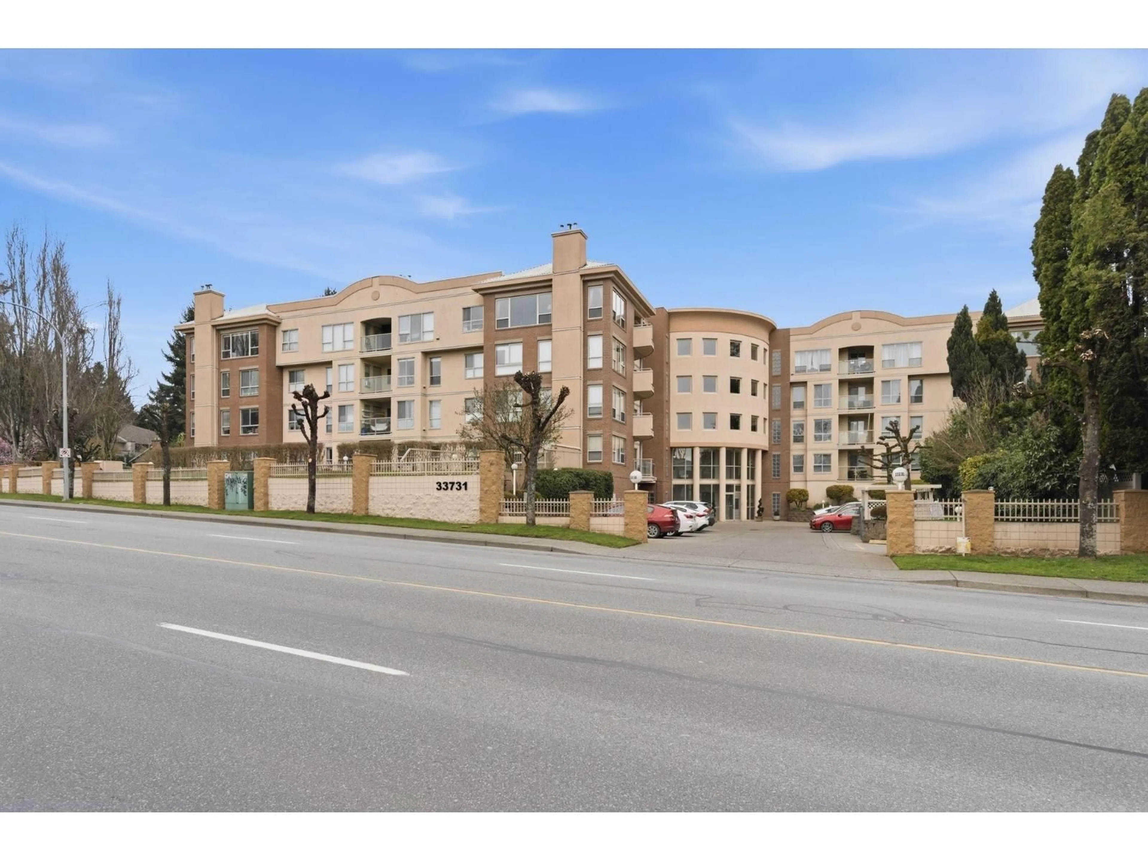 Blurry image for 102 33731 MARSHALL ROAD, Abbotsford British Columbia V2S1L5