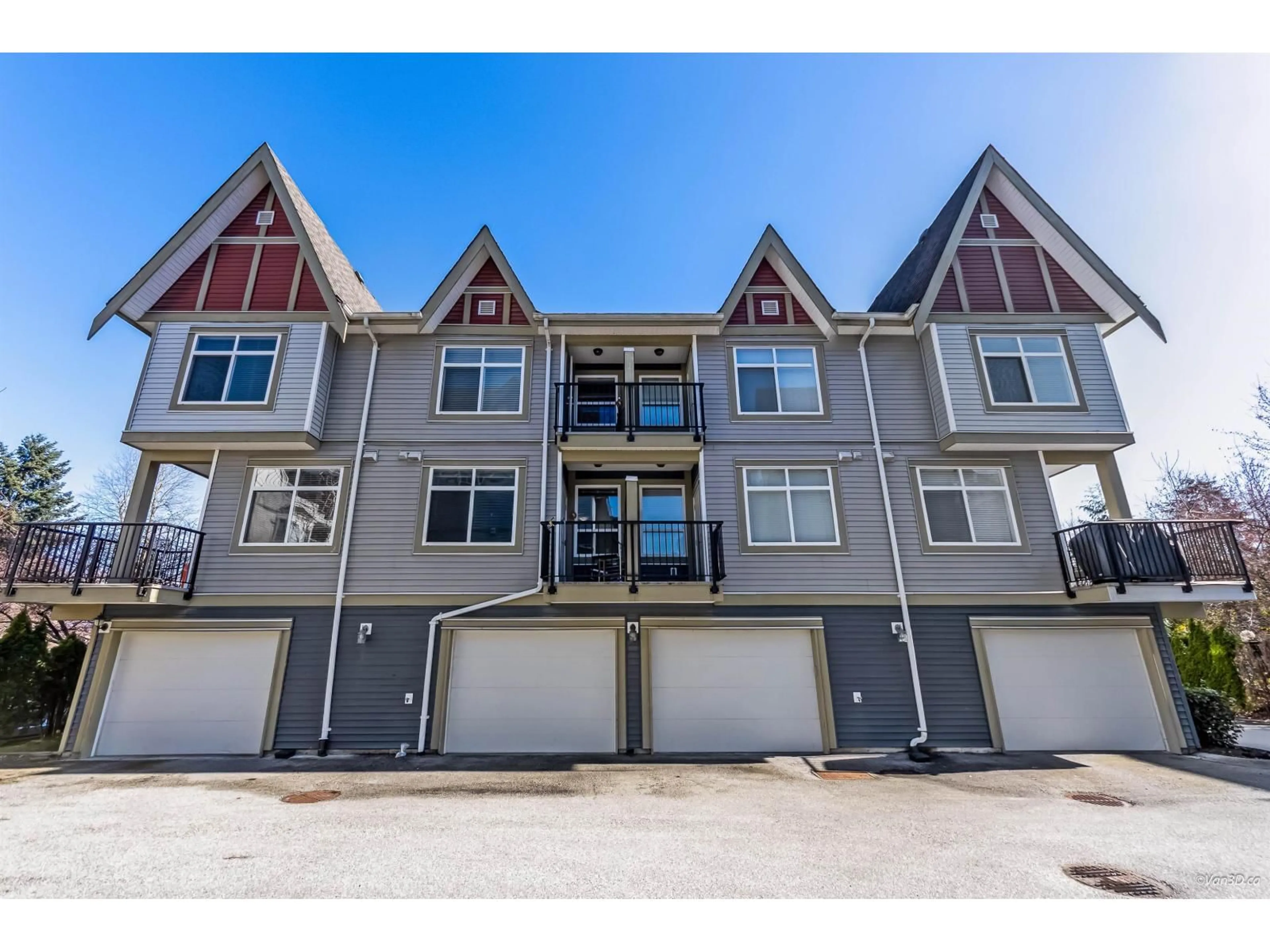 A pic from outside/outdoor area/front of a property/back of a property/a pic from drone, unknown for 3 - 9277 121 STREET, Surrey British Columbia V3V0B6