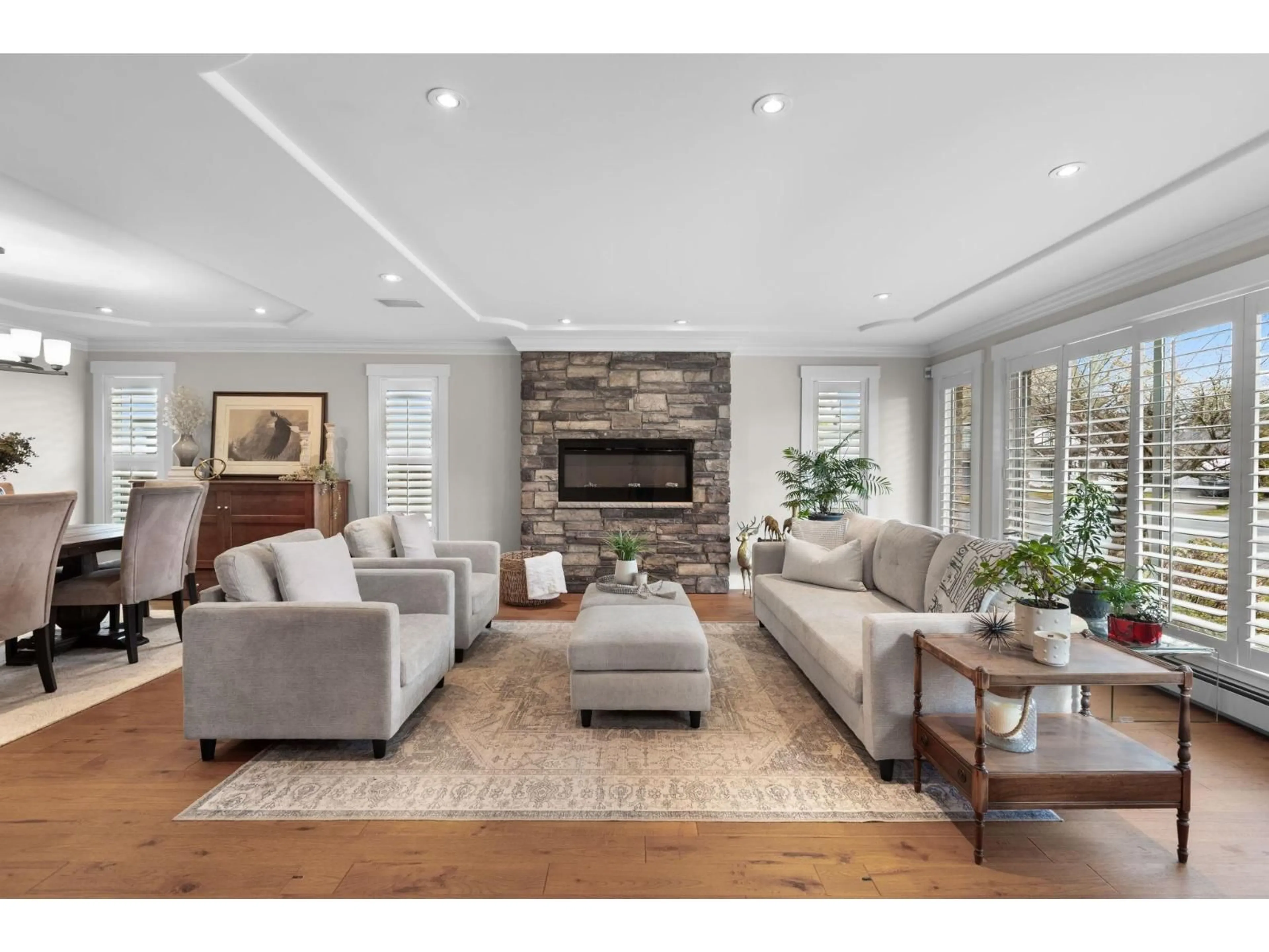 Living room with furniture, unknown for 9655 206A STREET, Langley British Columbia V1M2H2