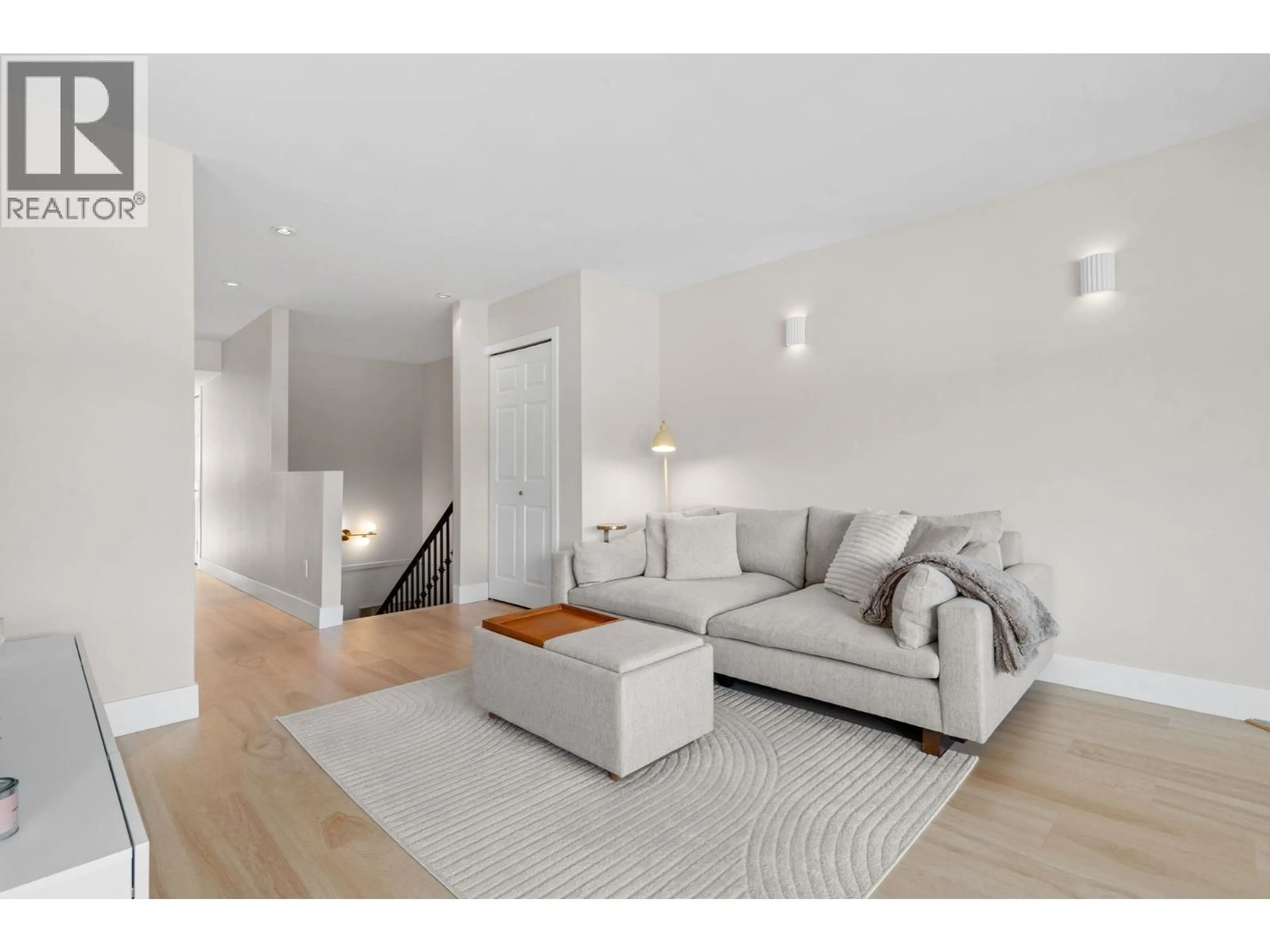 Living room with furniture, unknown for 1001 OLD LILLOOET ROAD, North Vancouver British Columbia V7J3H6